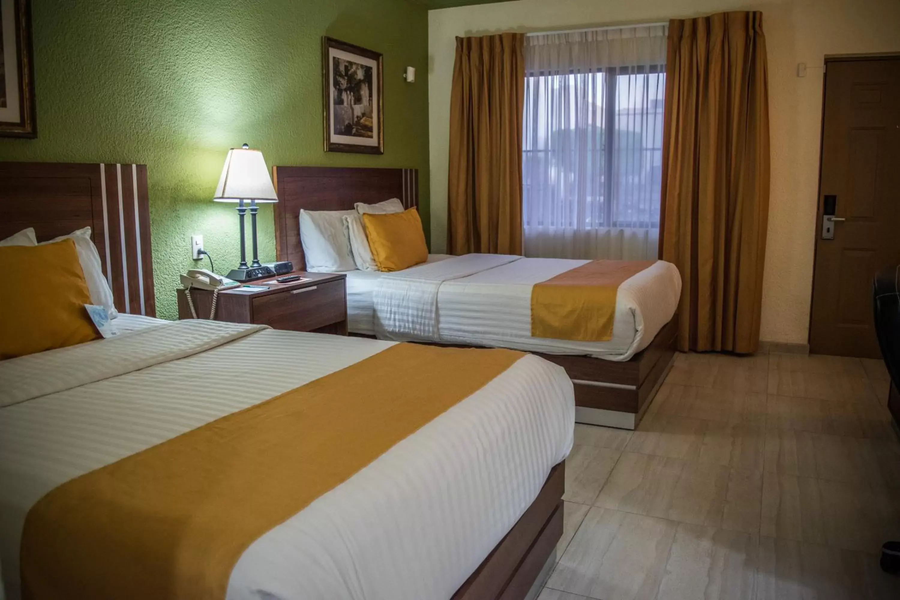 Standard Double Room with Two Double Beds - Non-Smoking in Quality Inn Ciudad Obregon