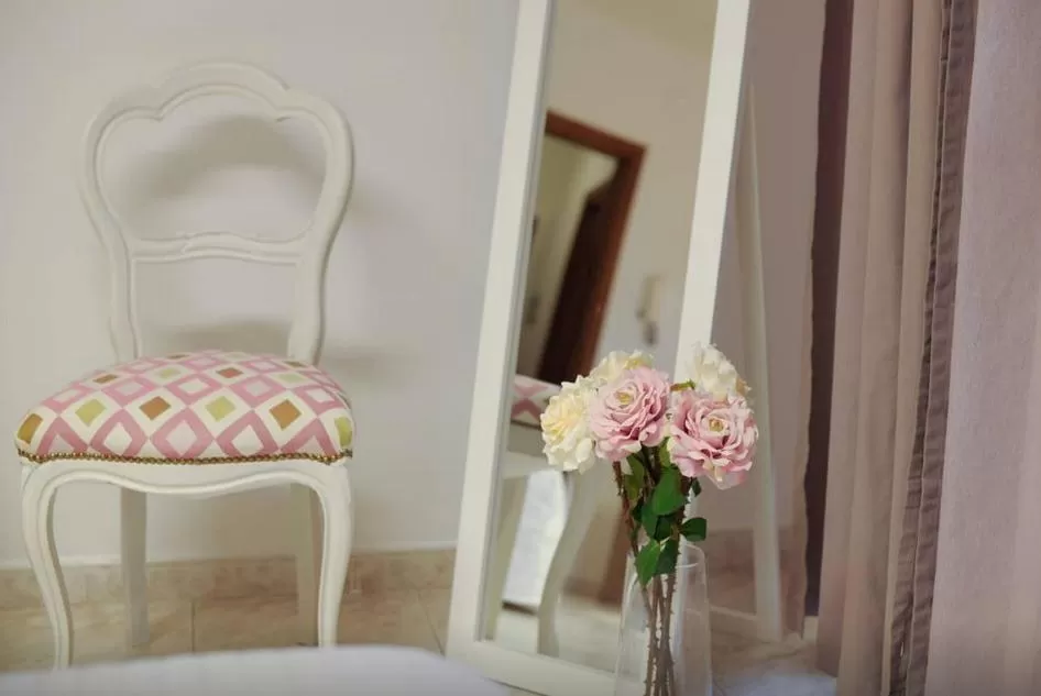 Decorative detail in Residenze Su Planu