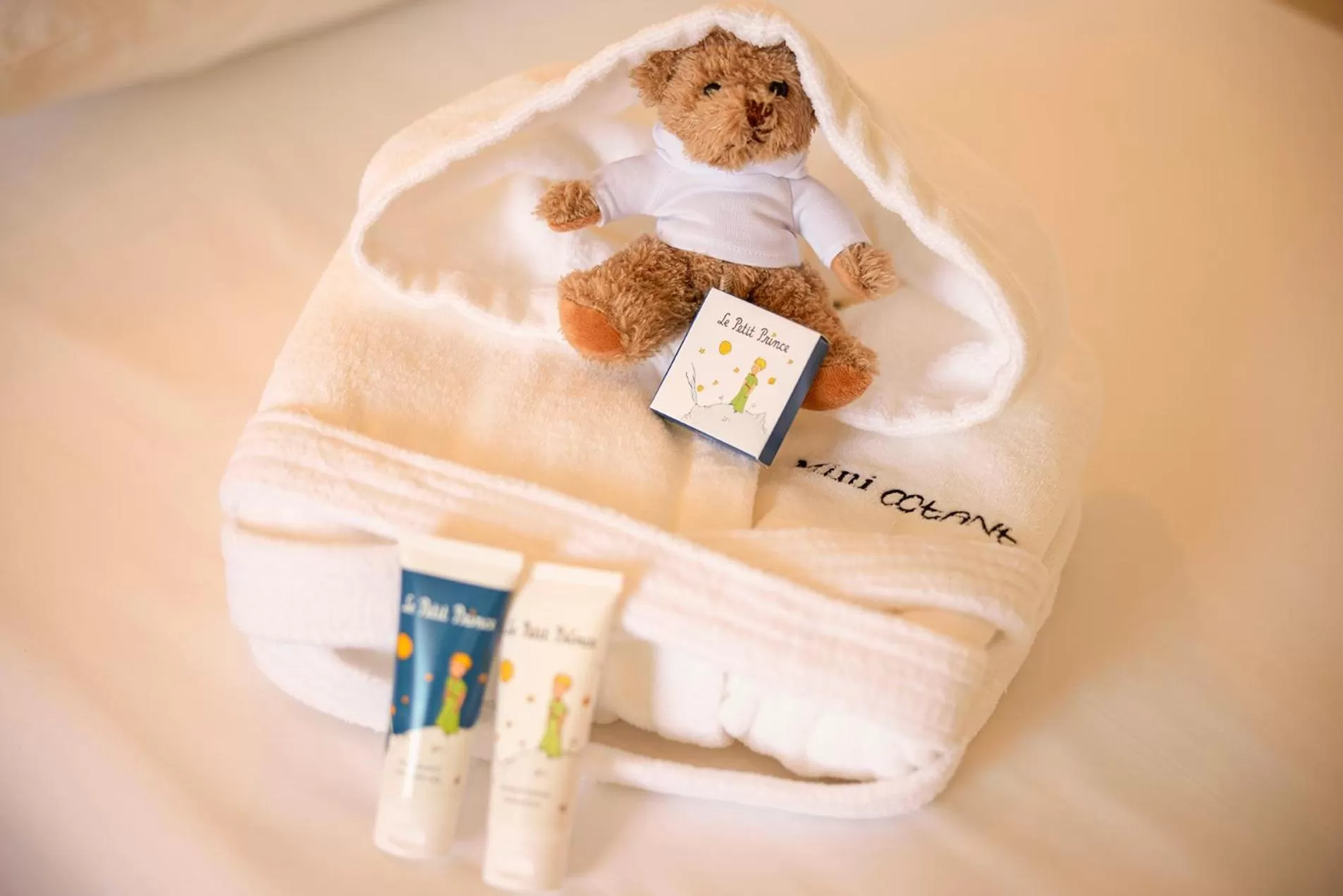 children in Octant Evora