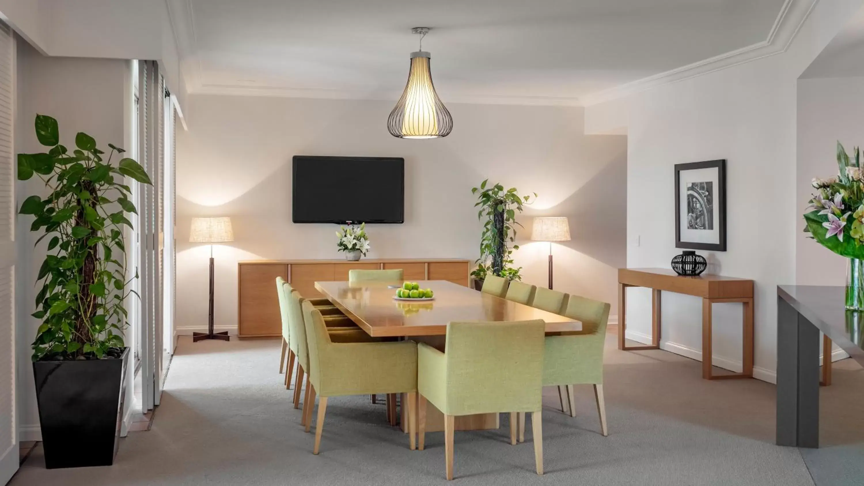 Photo of the whole room in InterContinental Sanctuary Cove Resort by IHG Photo of the whole room in InterContinental Sanctuary Cove Resort by IHG