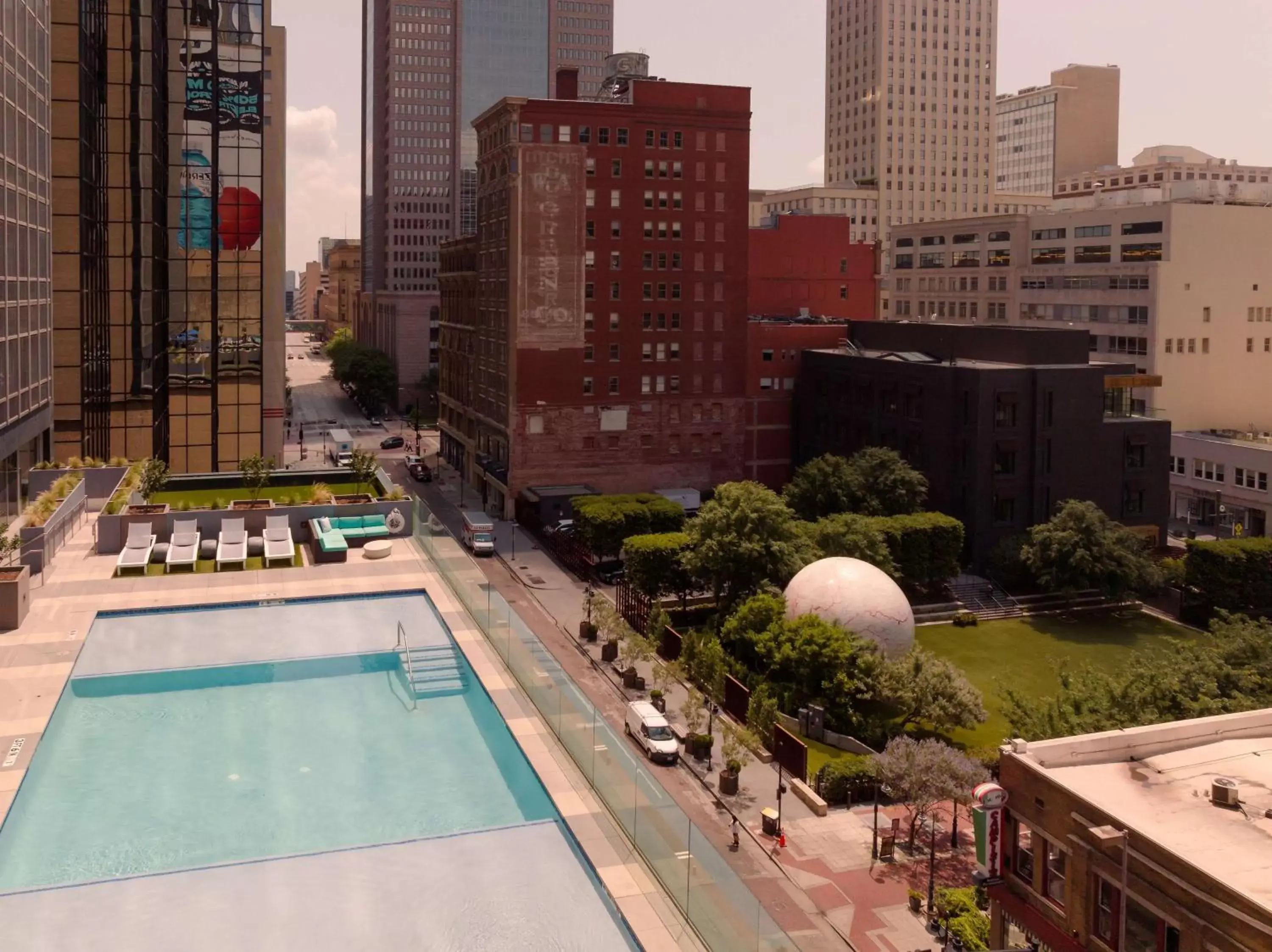 Pool View in Hilton Garden Inn Downtown Dallas