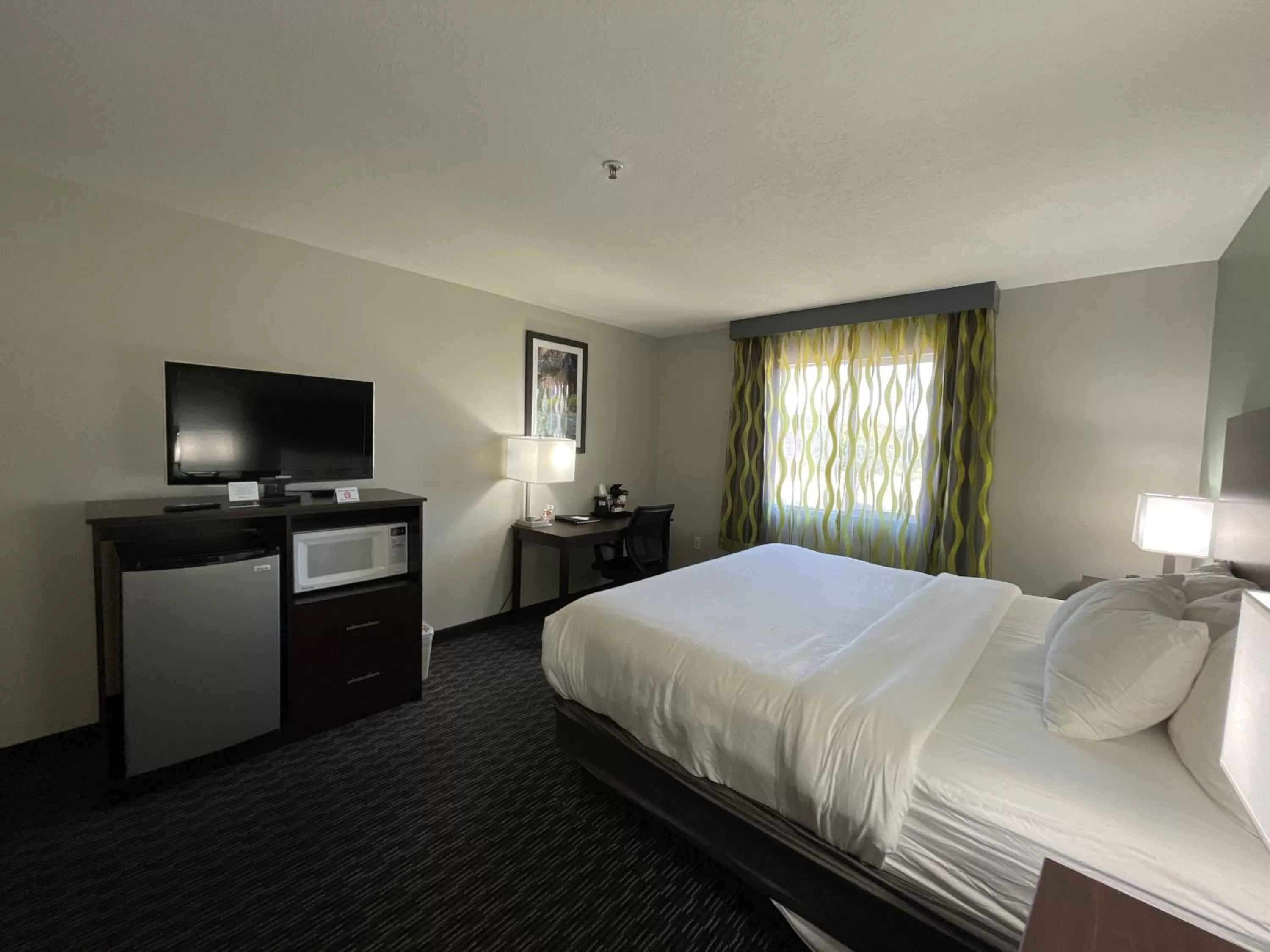 Bed in Wingate by Wyndham Cedar City