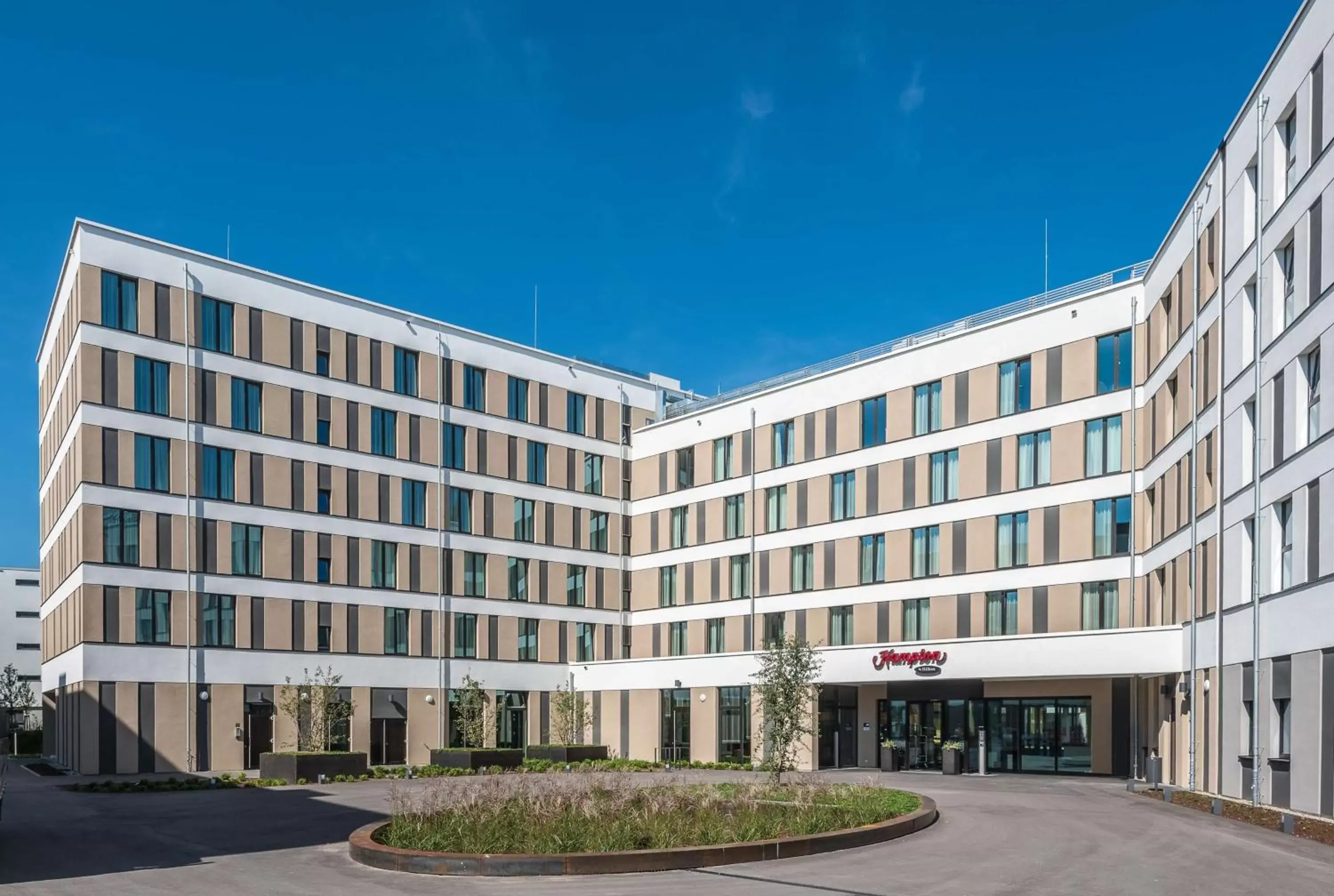 Property building in Hampton By Hilton Freiburg Property building in Hampton By Hilton Freiburg