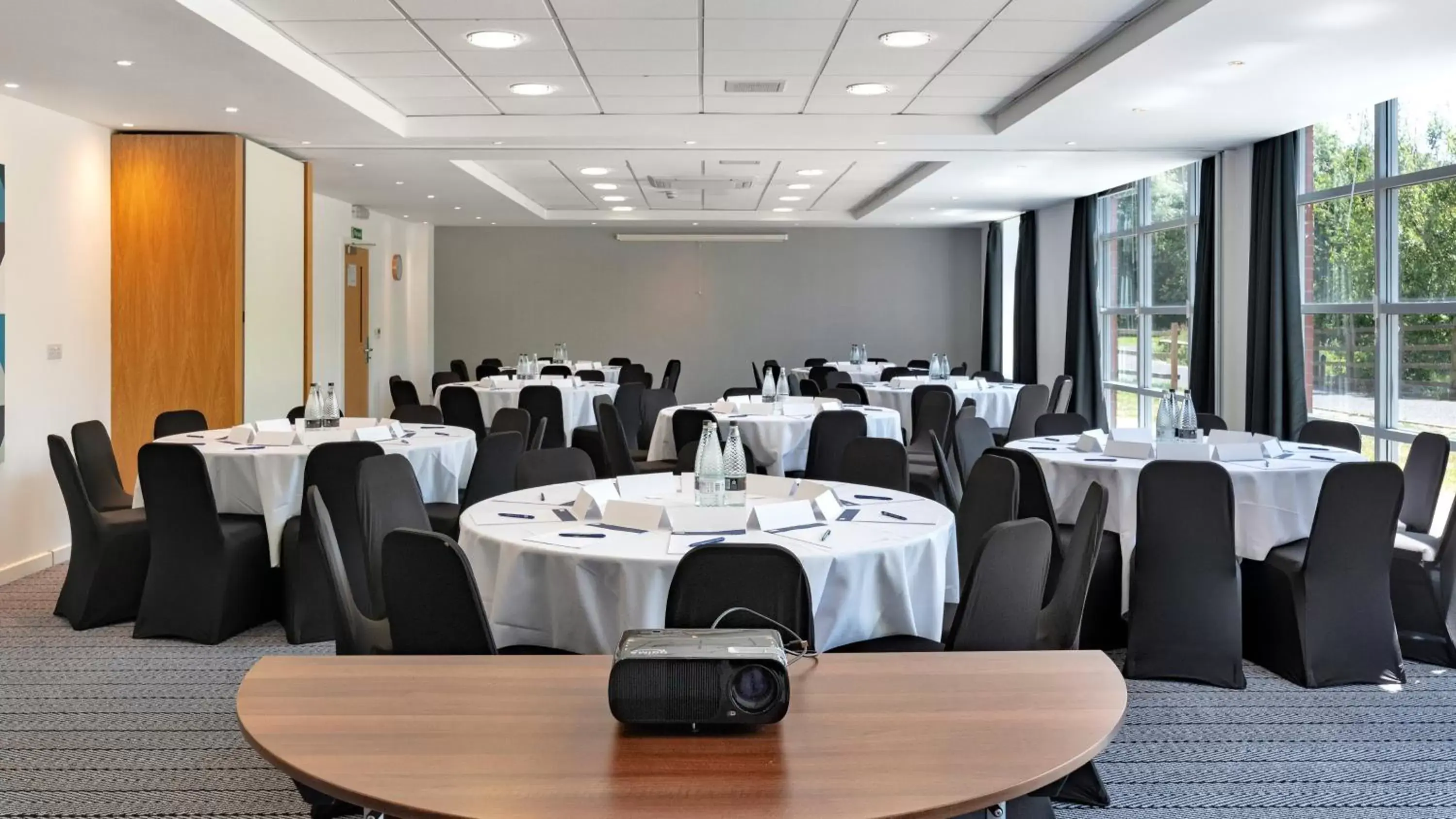 Meeting/conference room, Banquet Facilities in Holiday Inn Express Leigh - Sports Village, an IHG Hotel
