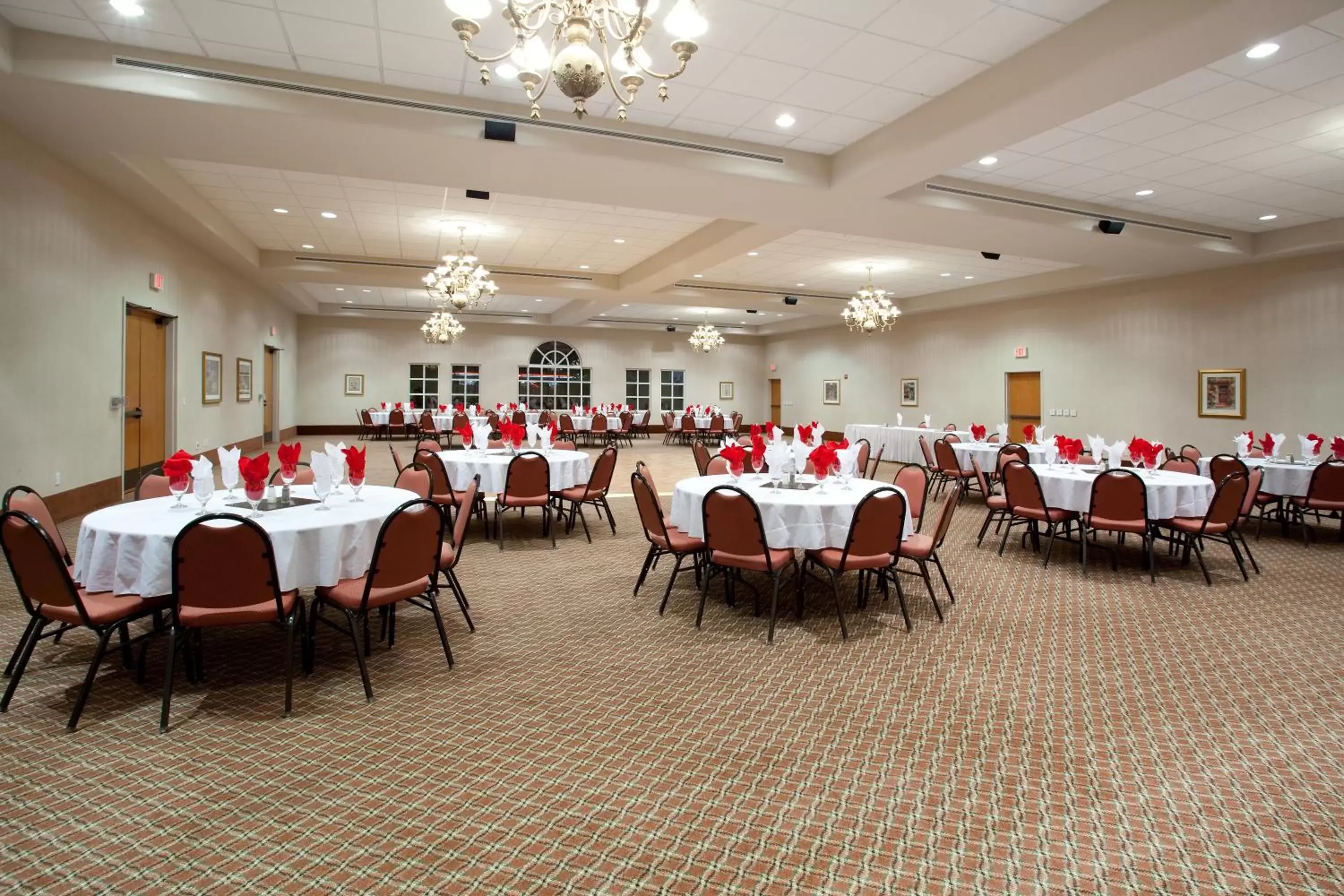 Banquet/Function facilities, Restaurant/Places to Eat in Baymont by Wyndham Belen NM