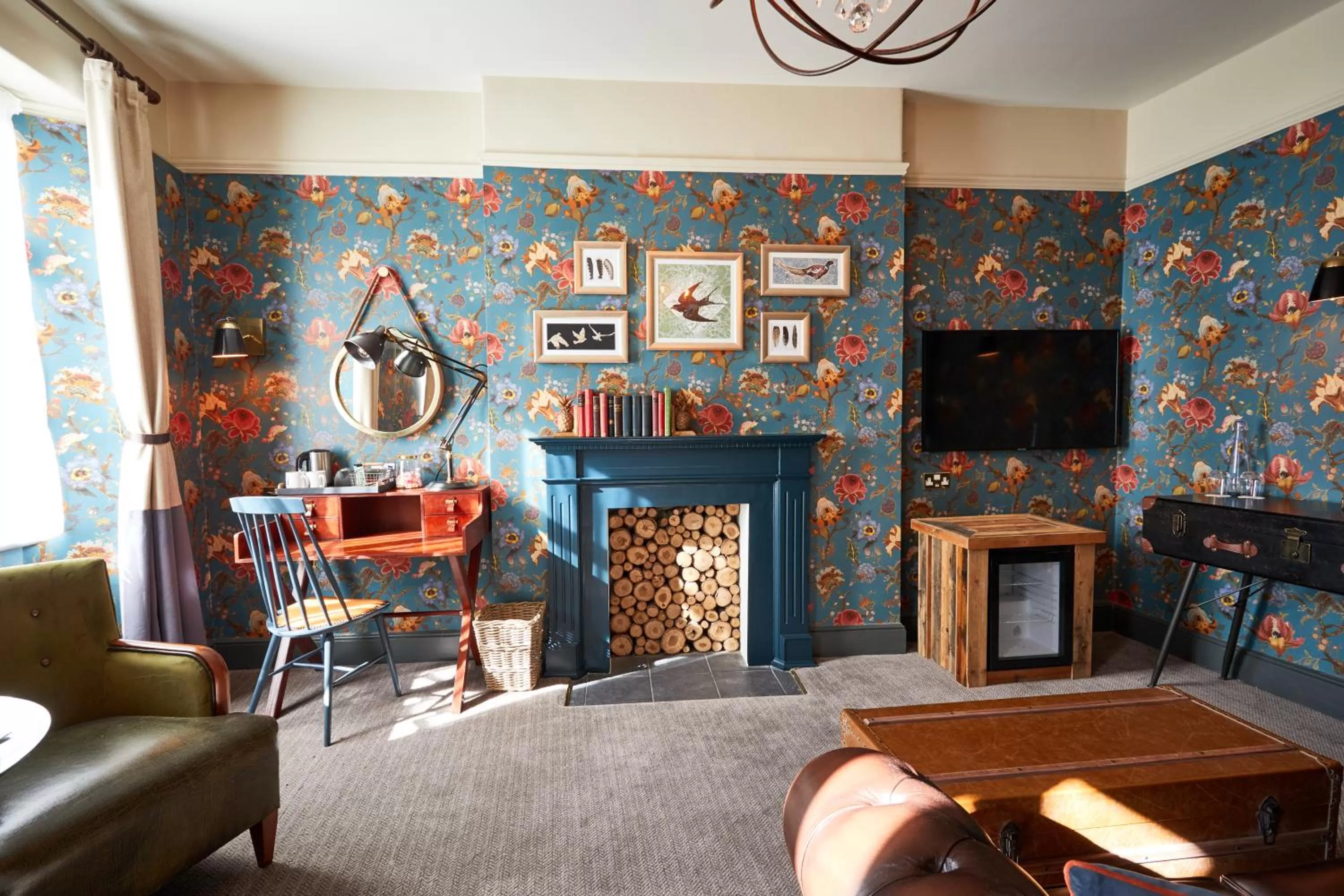 Photo of the whole room in The Fleece at Cirencester