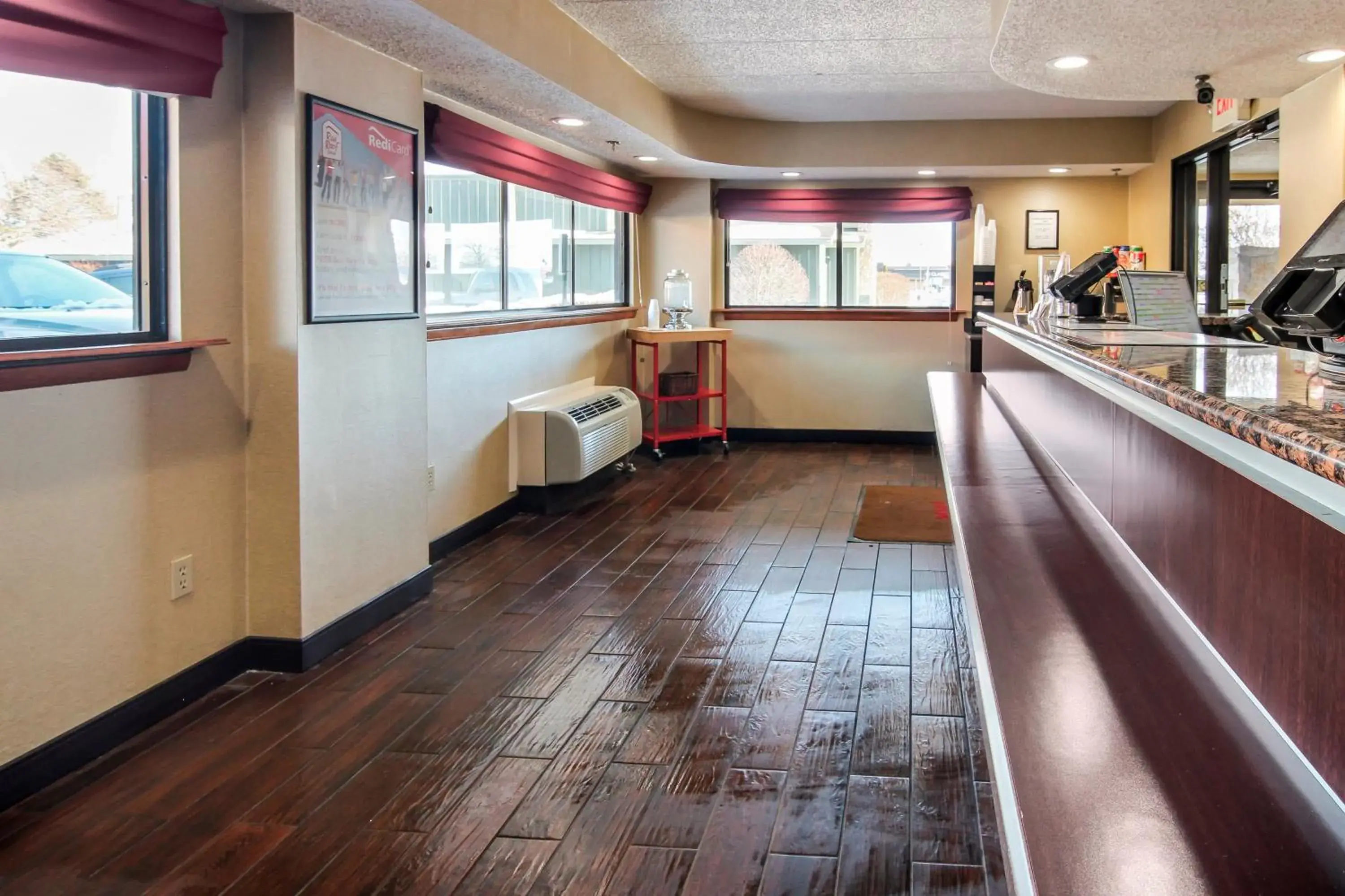 Lobby or reception in Red Roof Inn Detroit - Troy