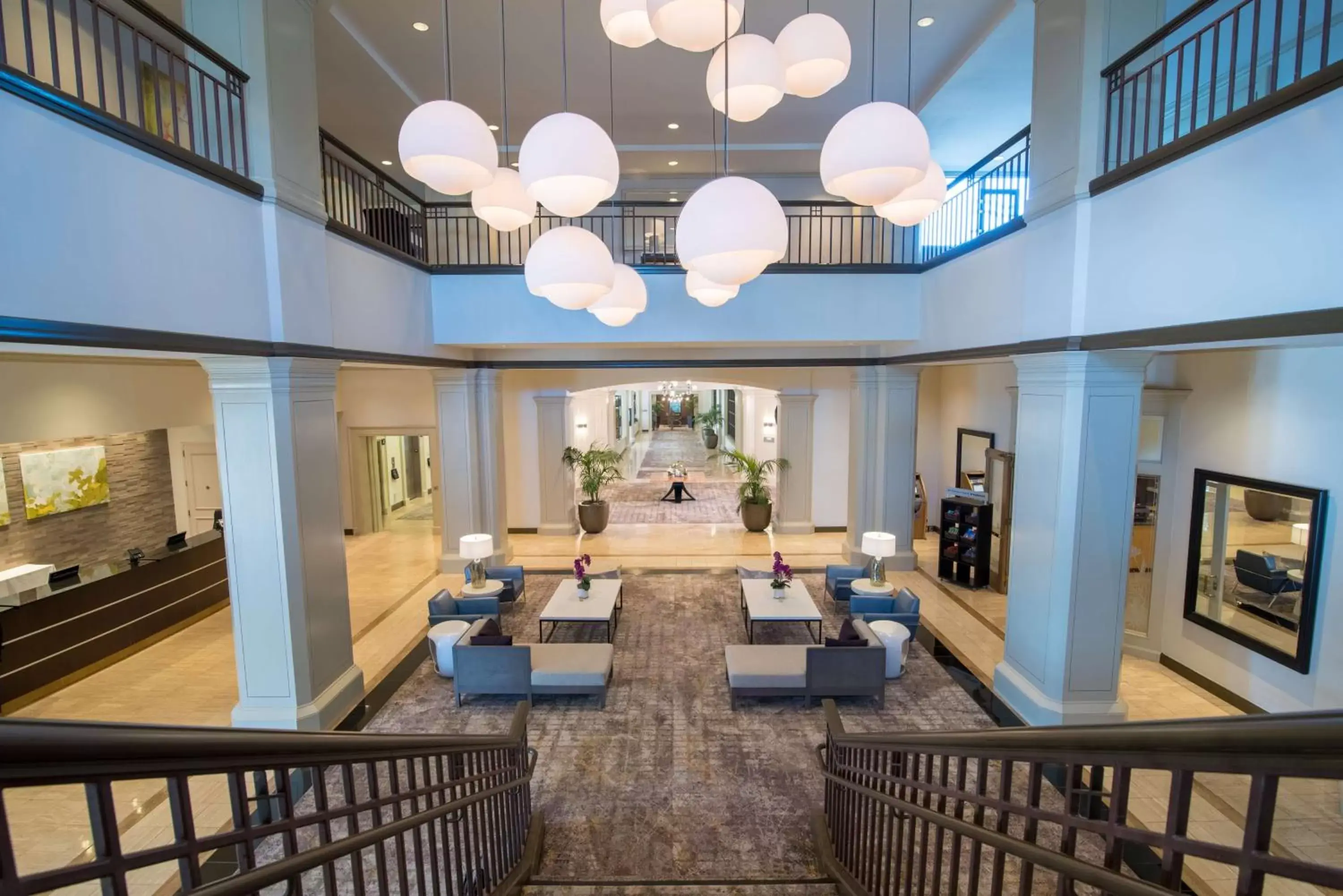 Lobby or reception in DoubleTree by Hilton San Diego-Mission Valley