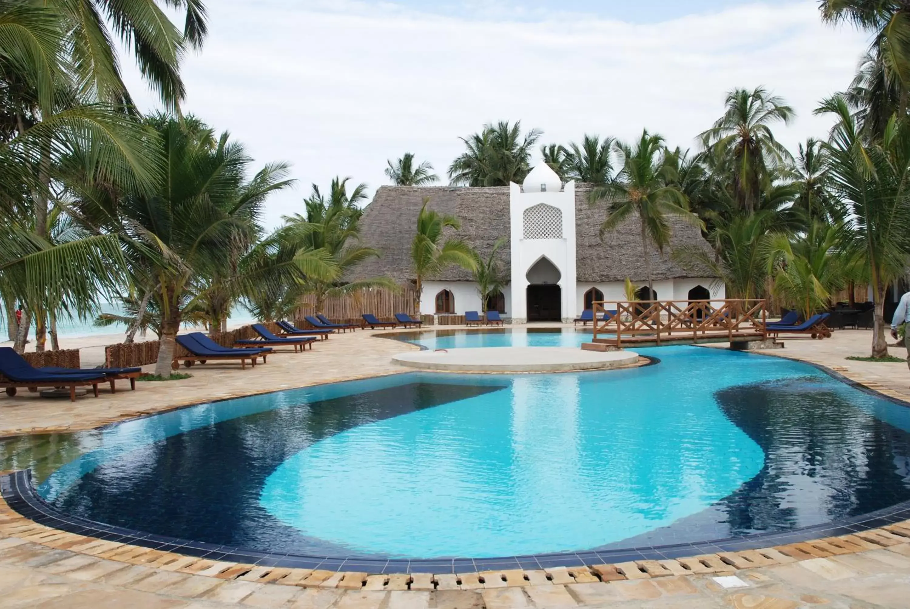 Balcony/Terrace, Swimming Pool in Sultan Sands Island Resort