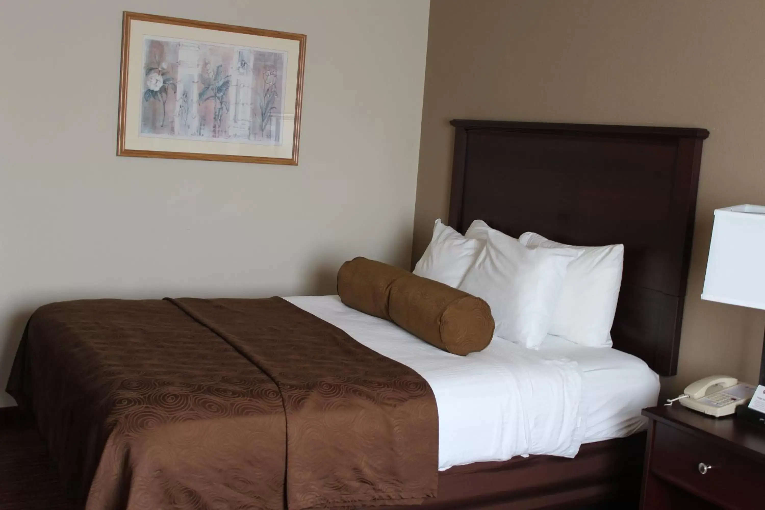 Bedroom, Bed in Best Western Plus Concord Inn