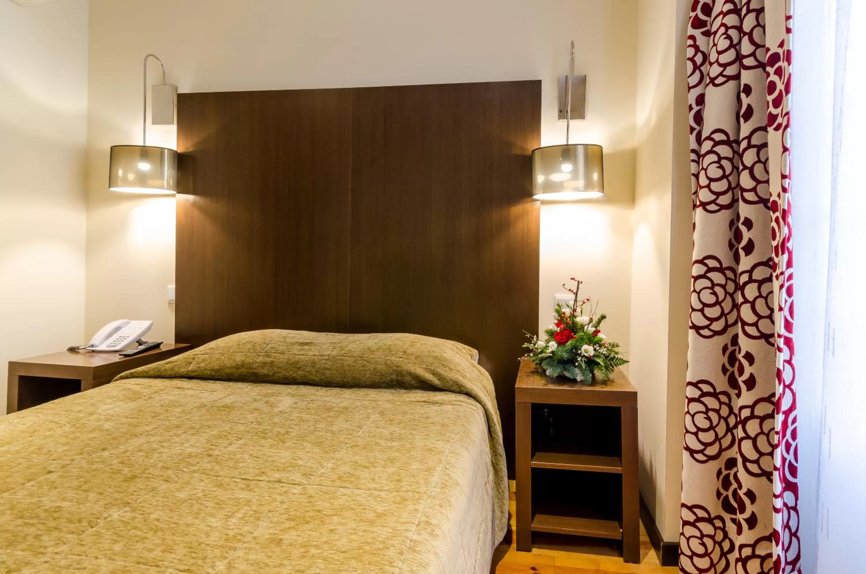 Photo of the whole room, Bed in Hotel Duas Nações