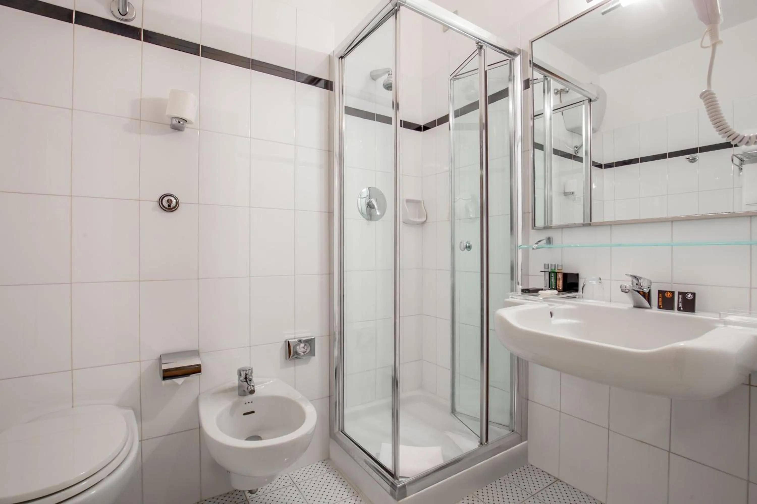 Bathroom in Enea Hotel Pomezia