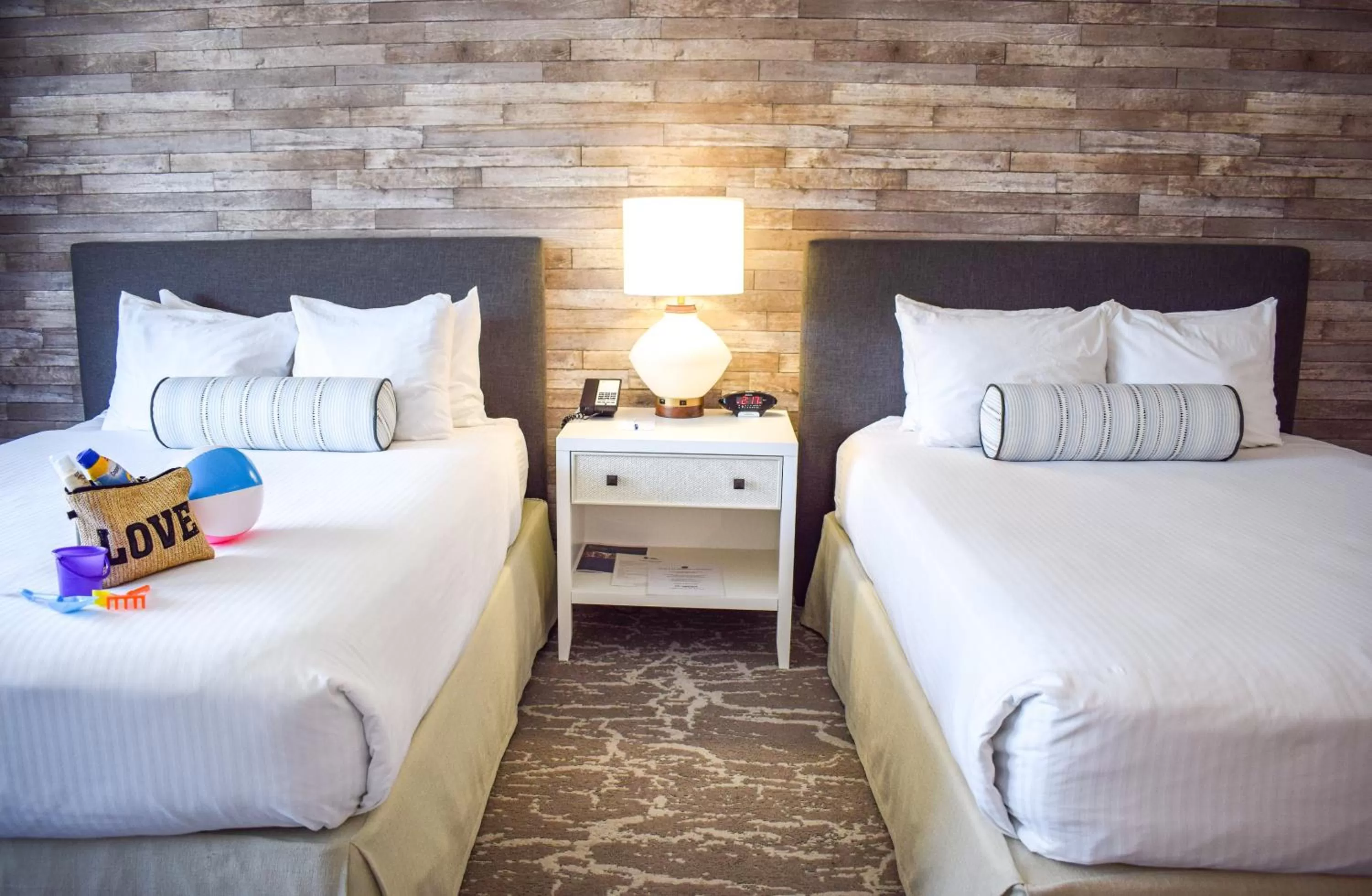 Bed in Beachside Inn