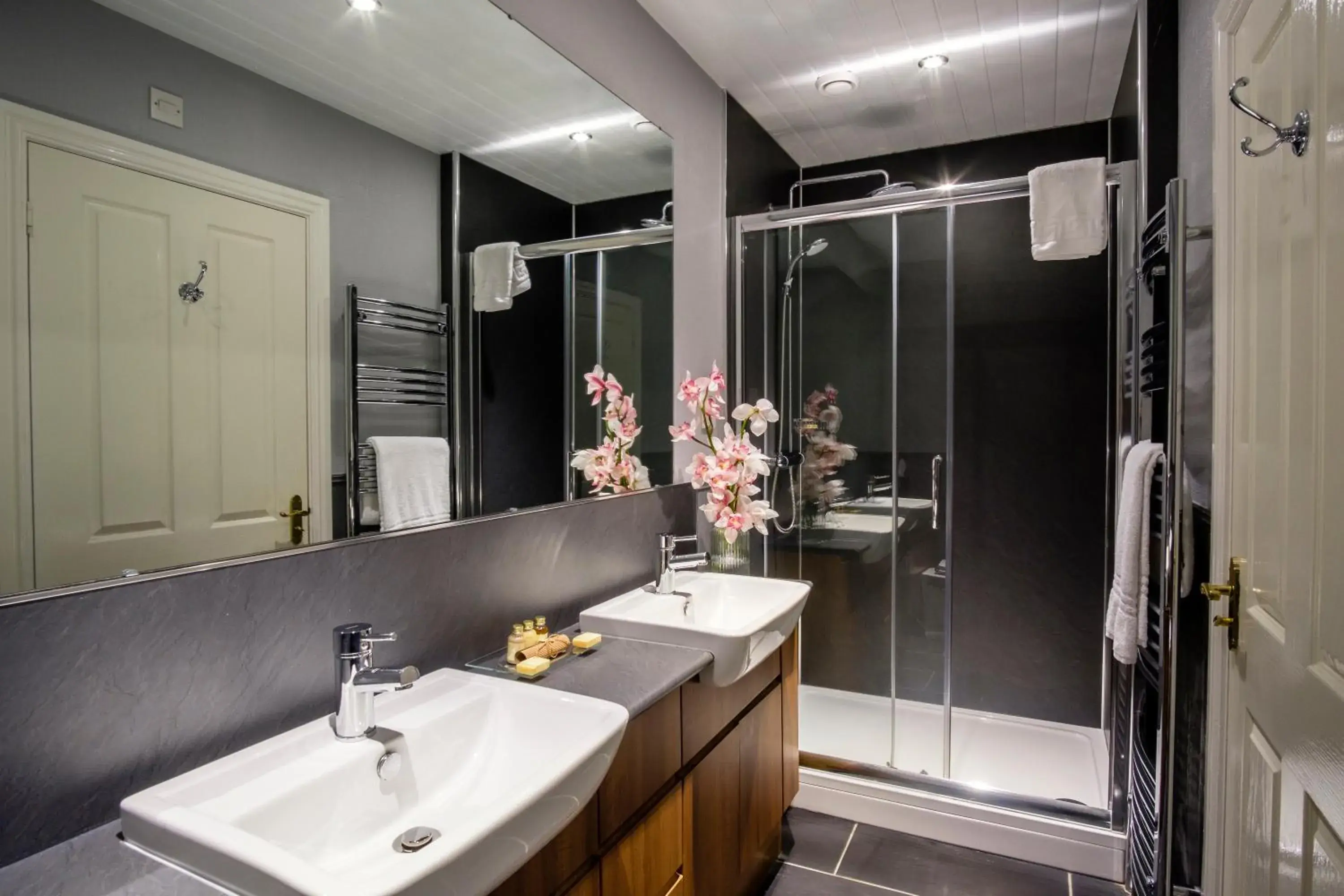 Bathroom in The Gretna Chase Hotel