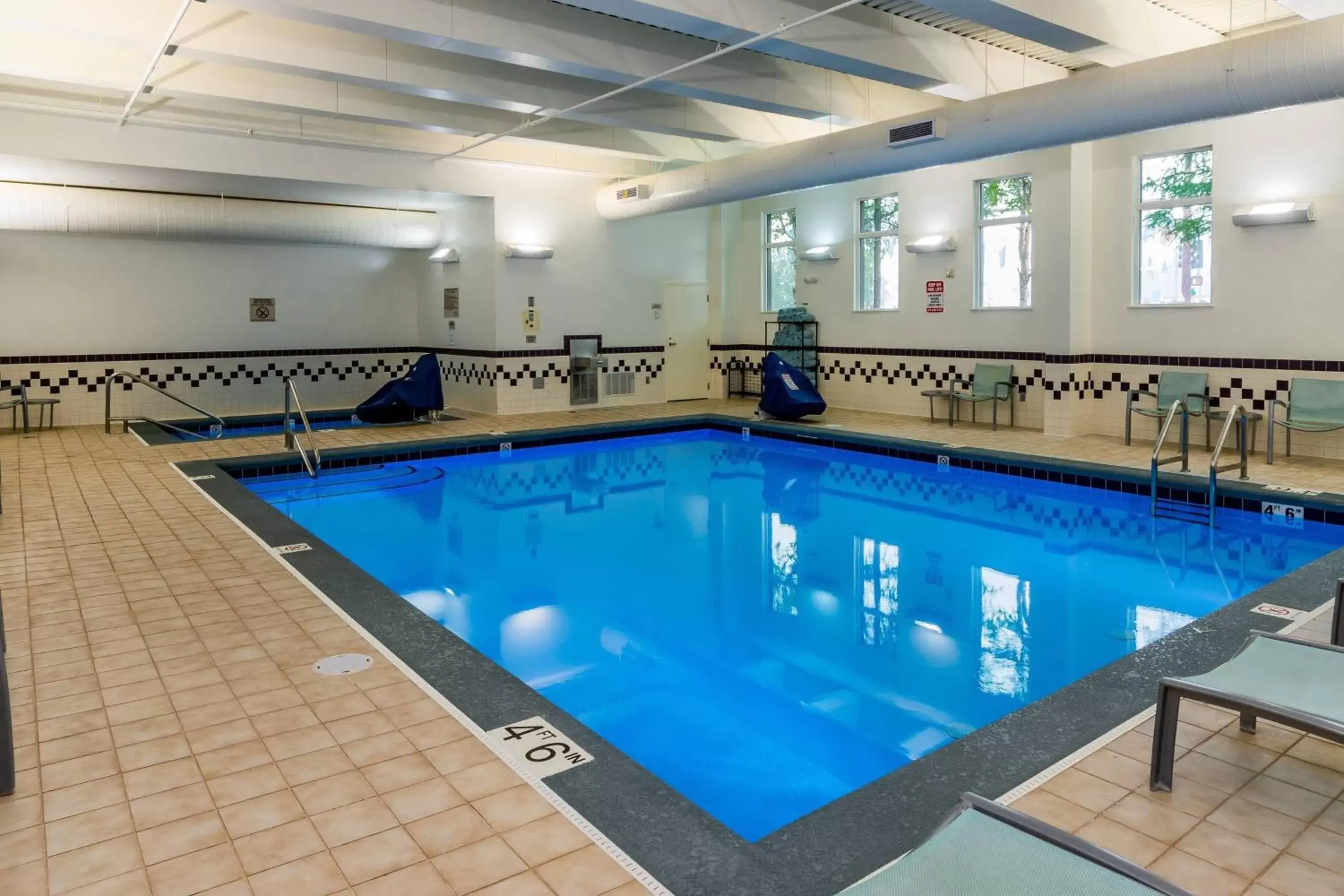 Swimming Pool in SpringHill Suites by Marriott Fairbanks