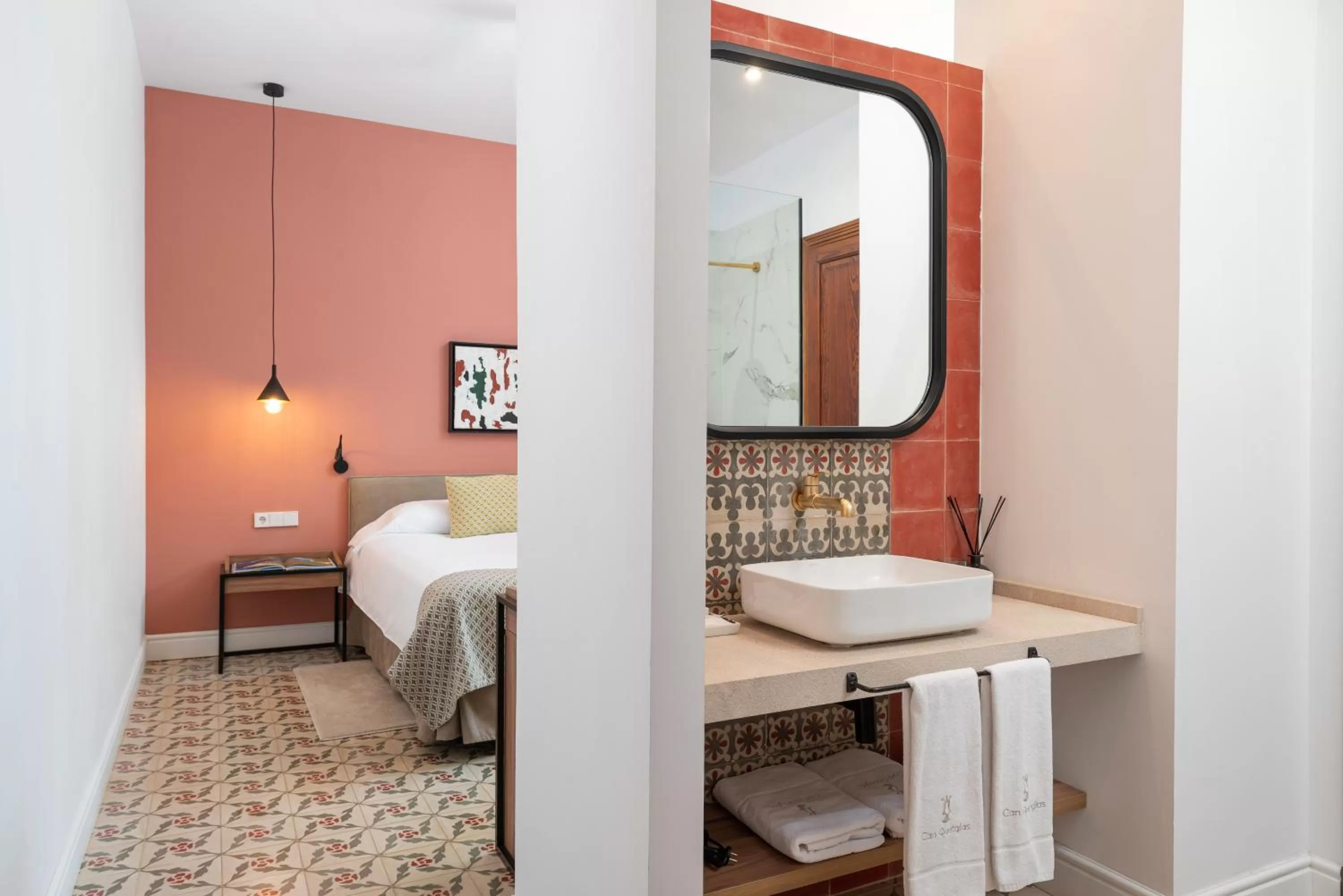 Photo of the whole room, Bed in Hotel Can Quetglas