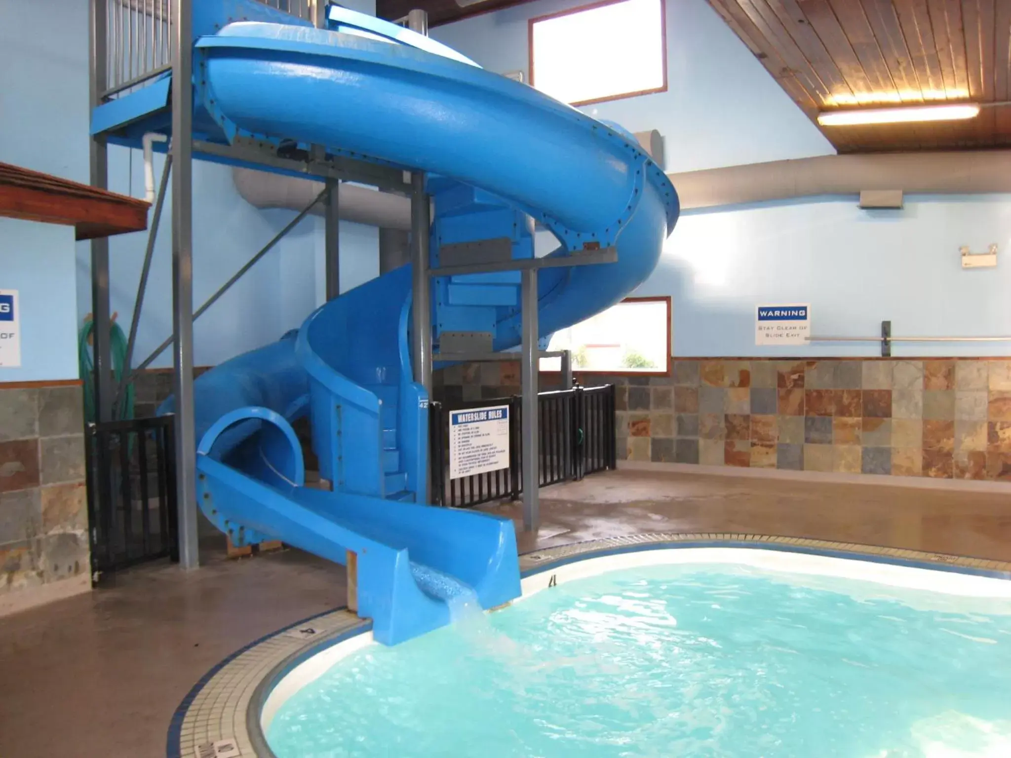 Swimming pool, Water Park in Days Inn by Wyndham Golden