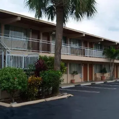 Facade/entrance, Property Building in Parkview Motor Lodge