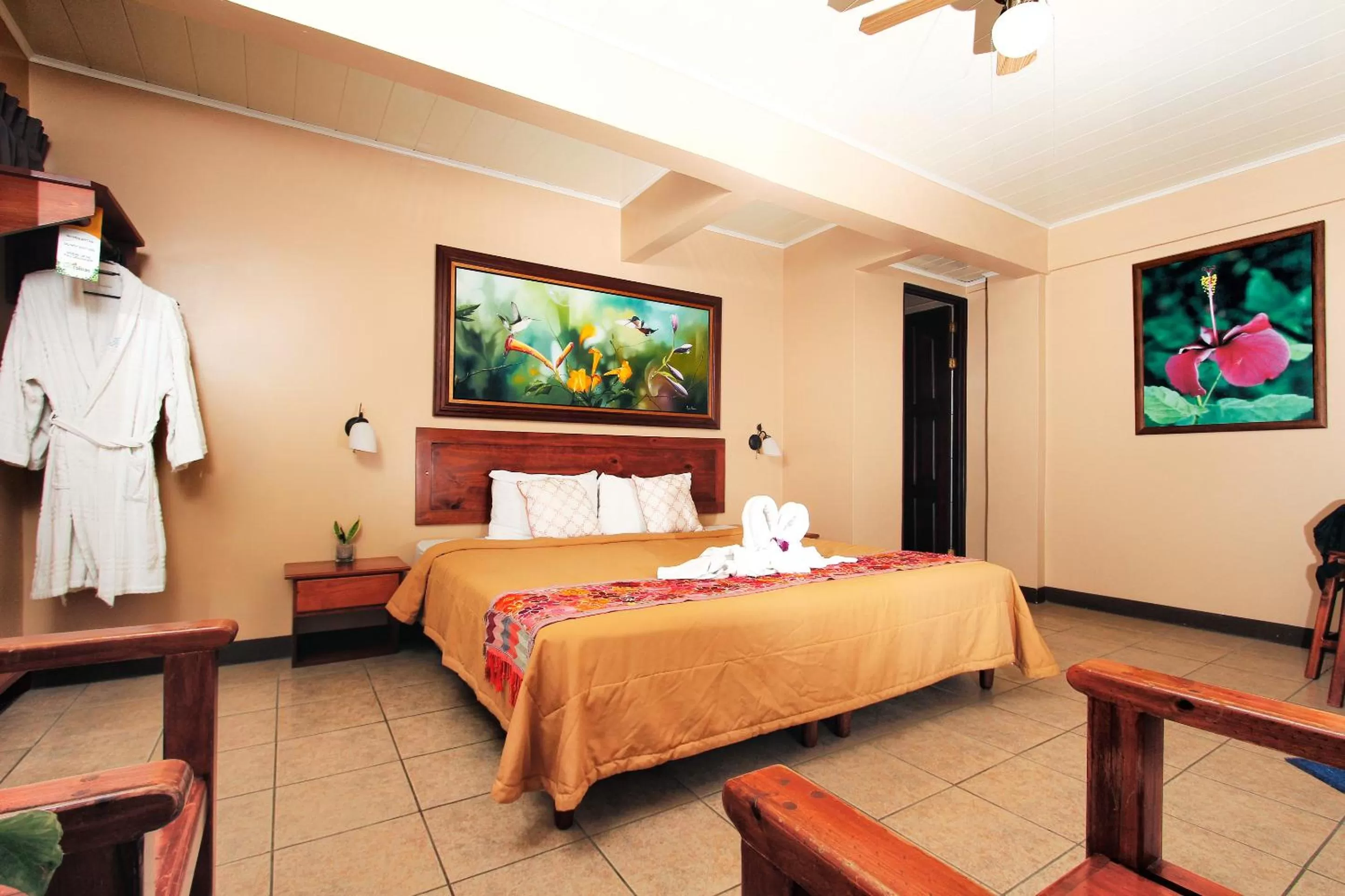 Photo of the whole room, Bed in Hotel Las Colinas