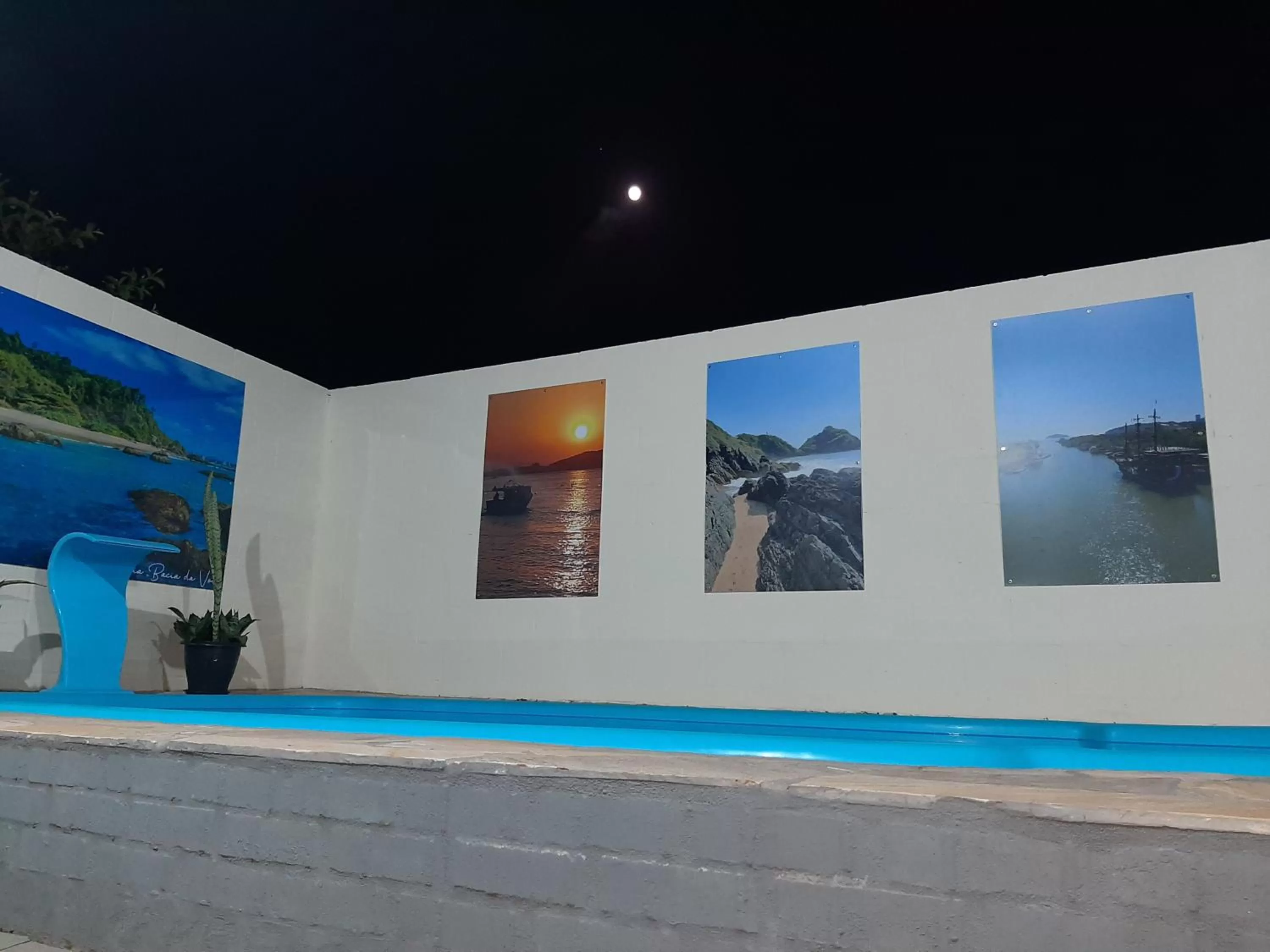 PENHAFLAT, STUDIO COMPLÉTO, C GARAGEM , A 700 m do parque e 120 m da praia