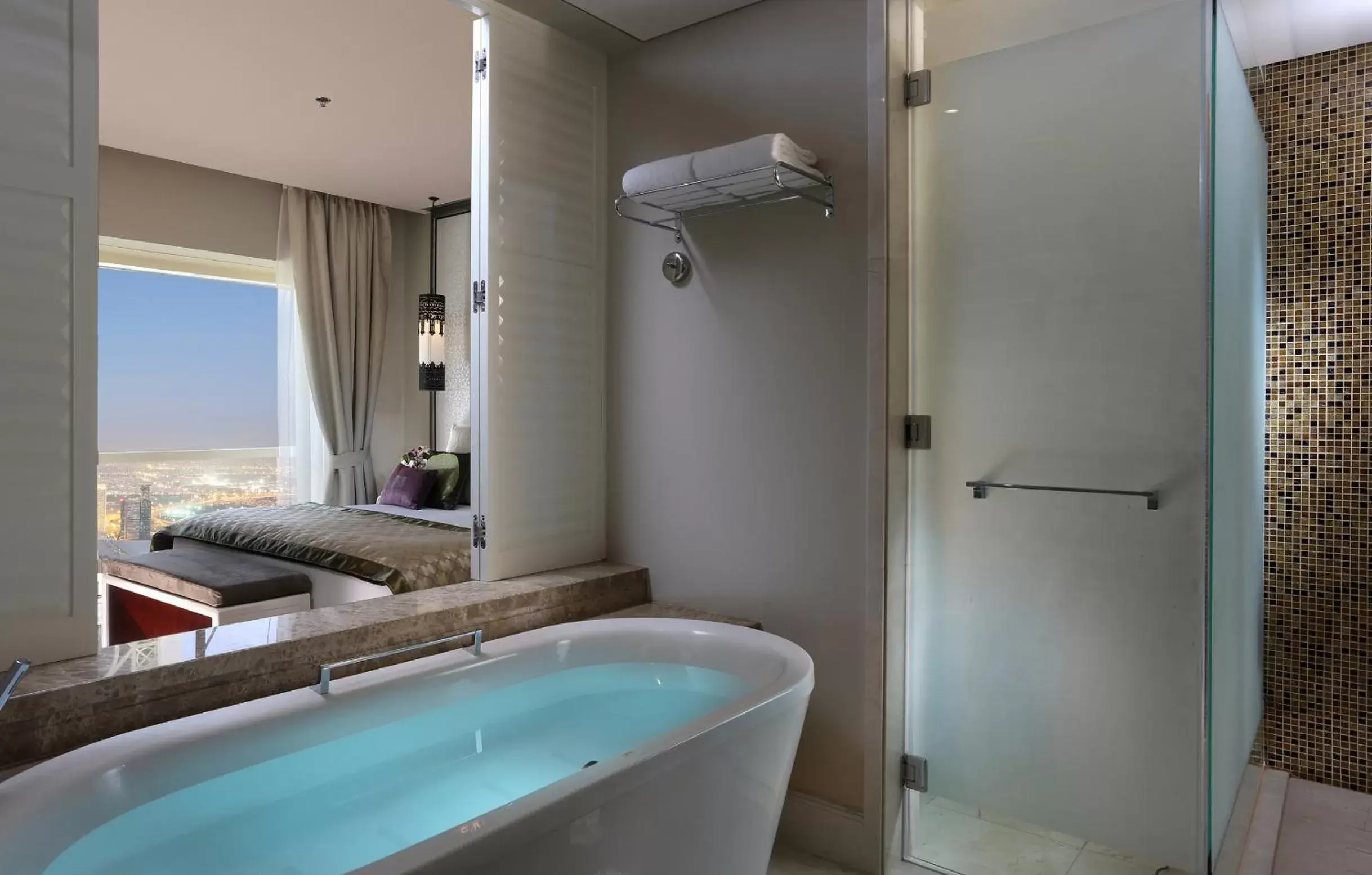 Bathroom in The Tower Plaza Hotel Dubai