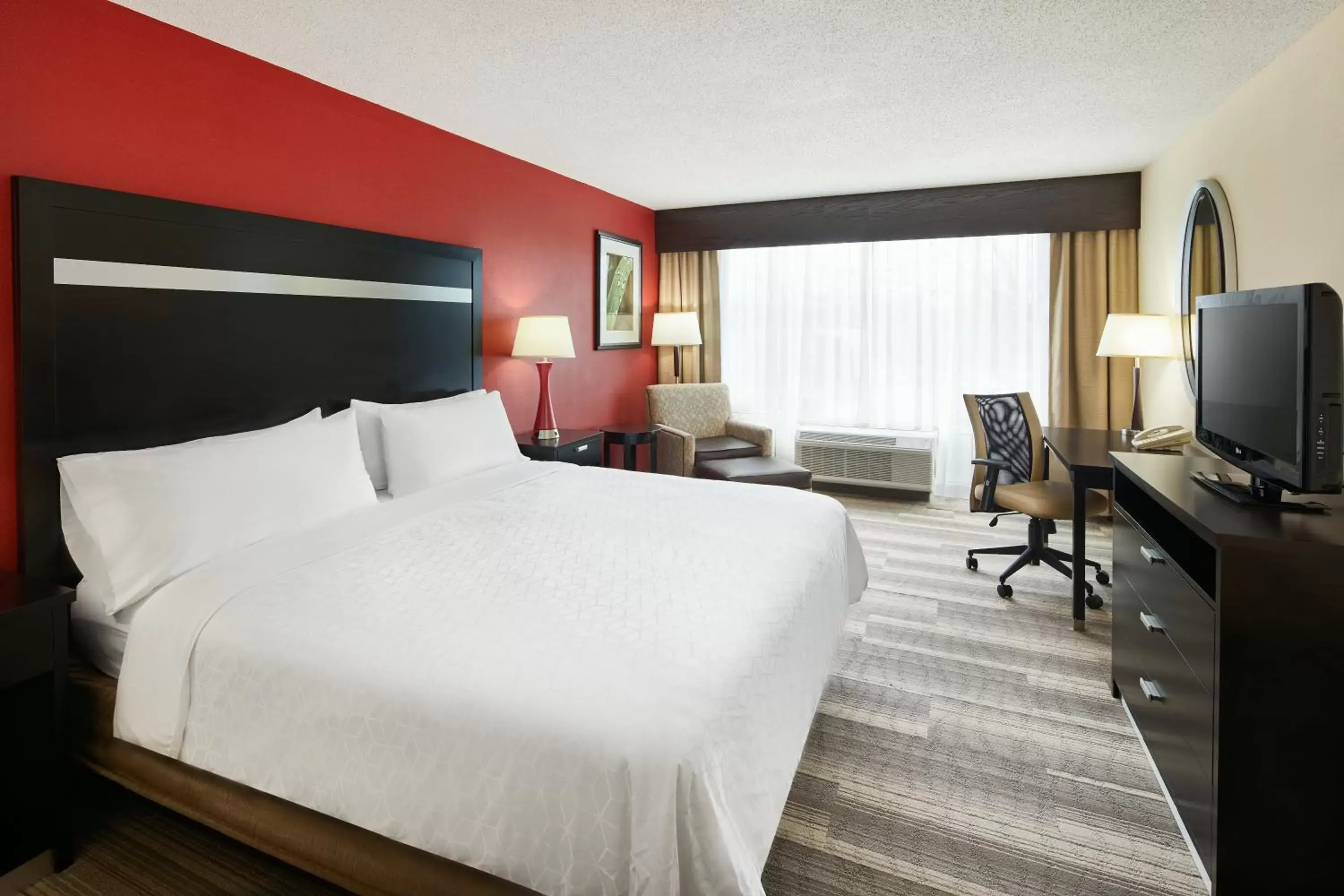 Bed in Holiday Inn Express & Suites I-26 & Us 29 At Westgate Mall, an IHG Hotel