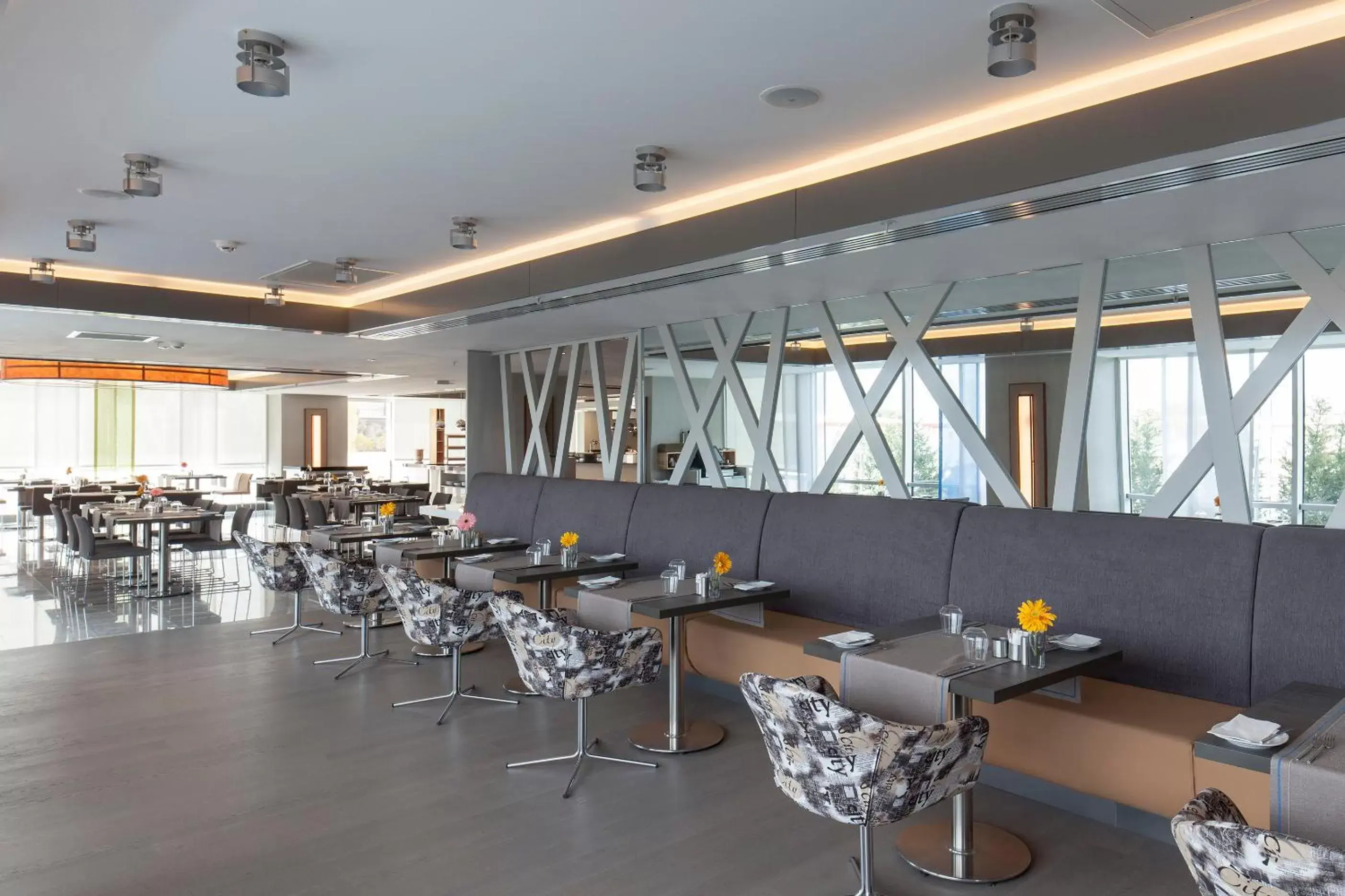 Restaurant/places to eat in Ramada Hotel & Suites by Wyndham Izmir Kemalpasa Restaurant/places to eat in Ramada Hotel & Suites by Wyndham Izmir Kemalpasa