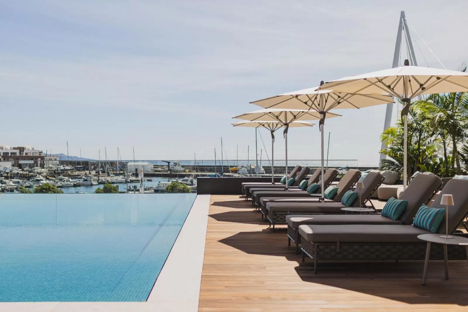 Pool view in Hotel Marina Atlântico
