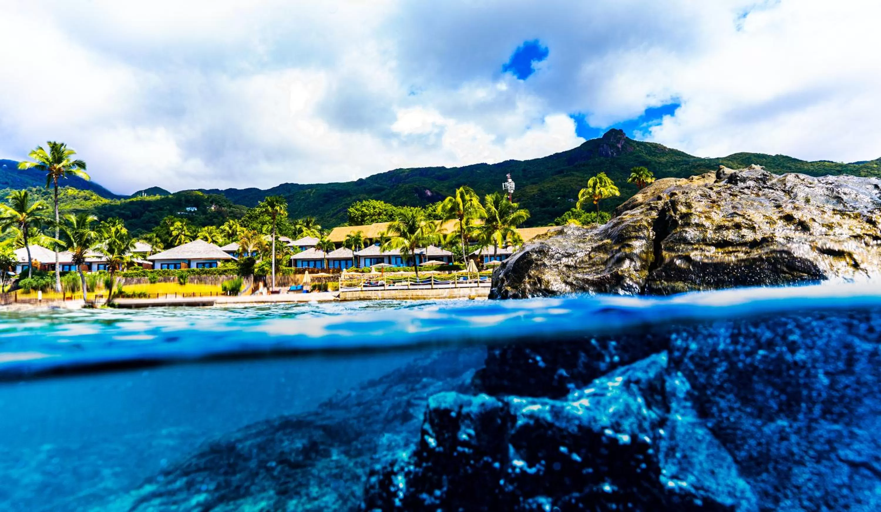 Sea view in Fisherman's Cove Resort - closed for complete renovation - Visit our sister property STORY Seychelles for your stay