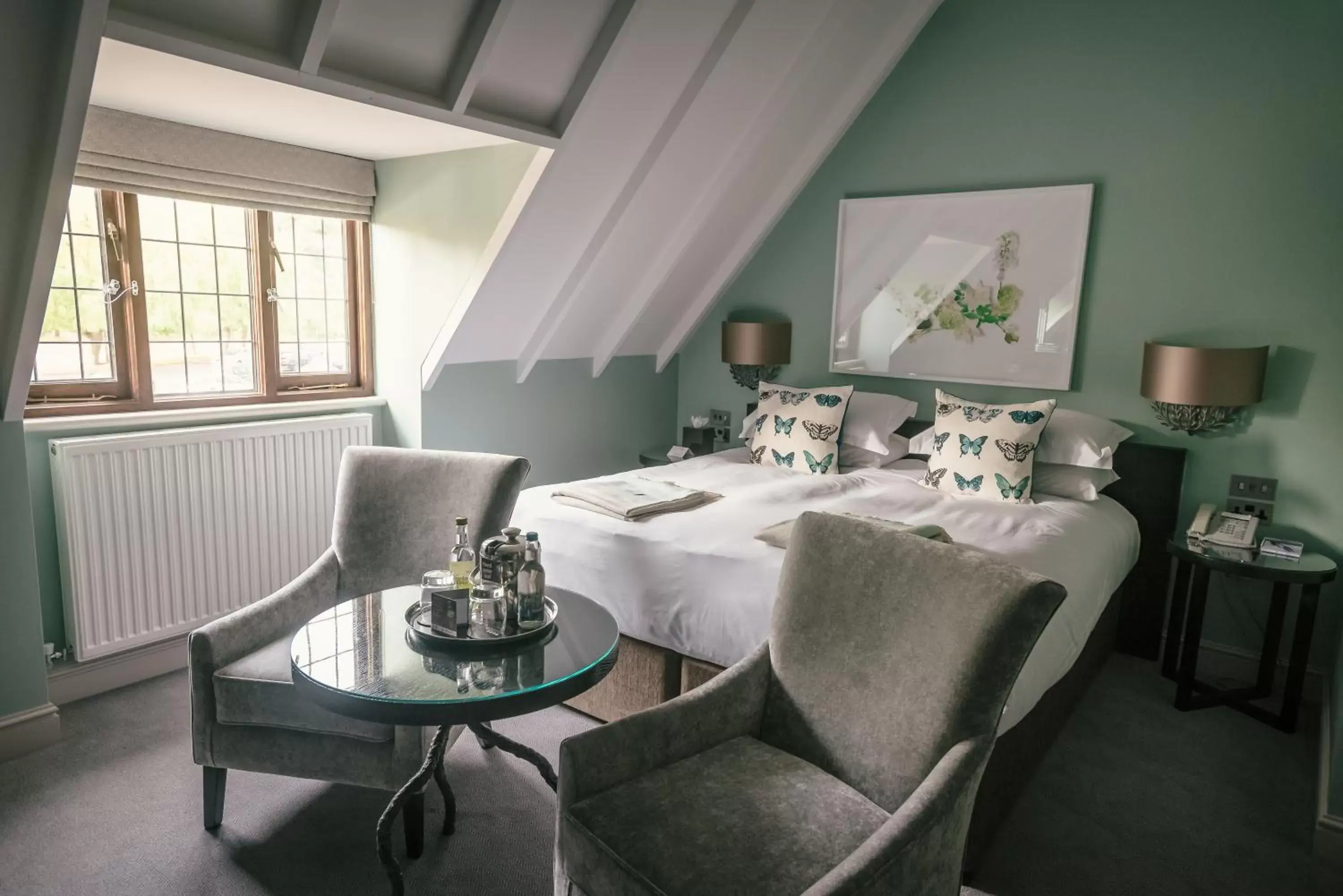 Bedroom, Bed in Hogarths Stone Manor