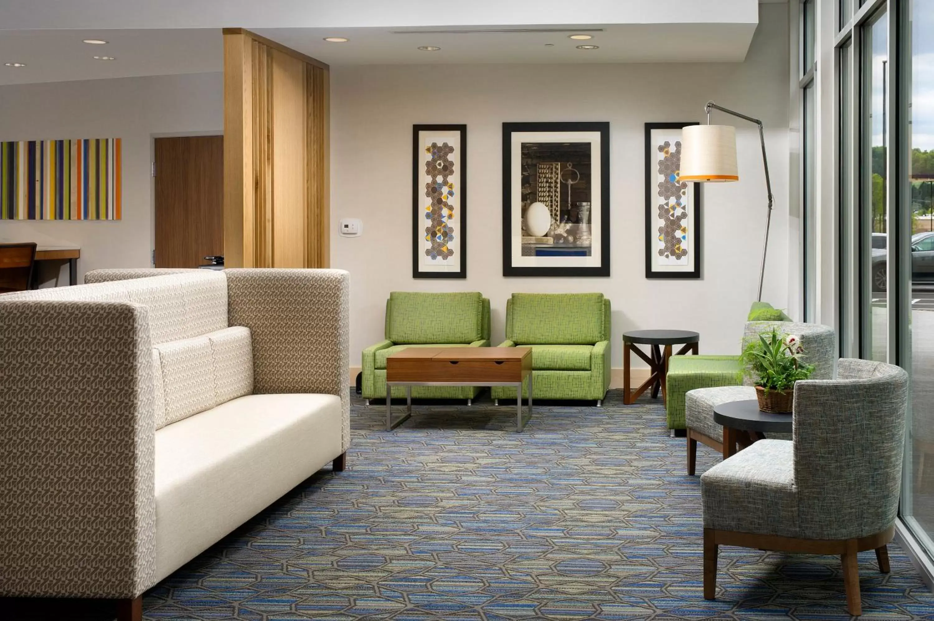 Property building, Lobby/Reception in Holiday Inn Express & Suites by IHG Altoona, an IHG Hotel