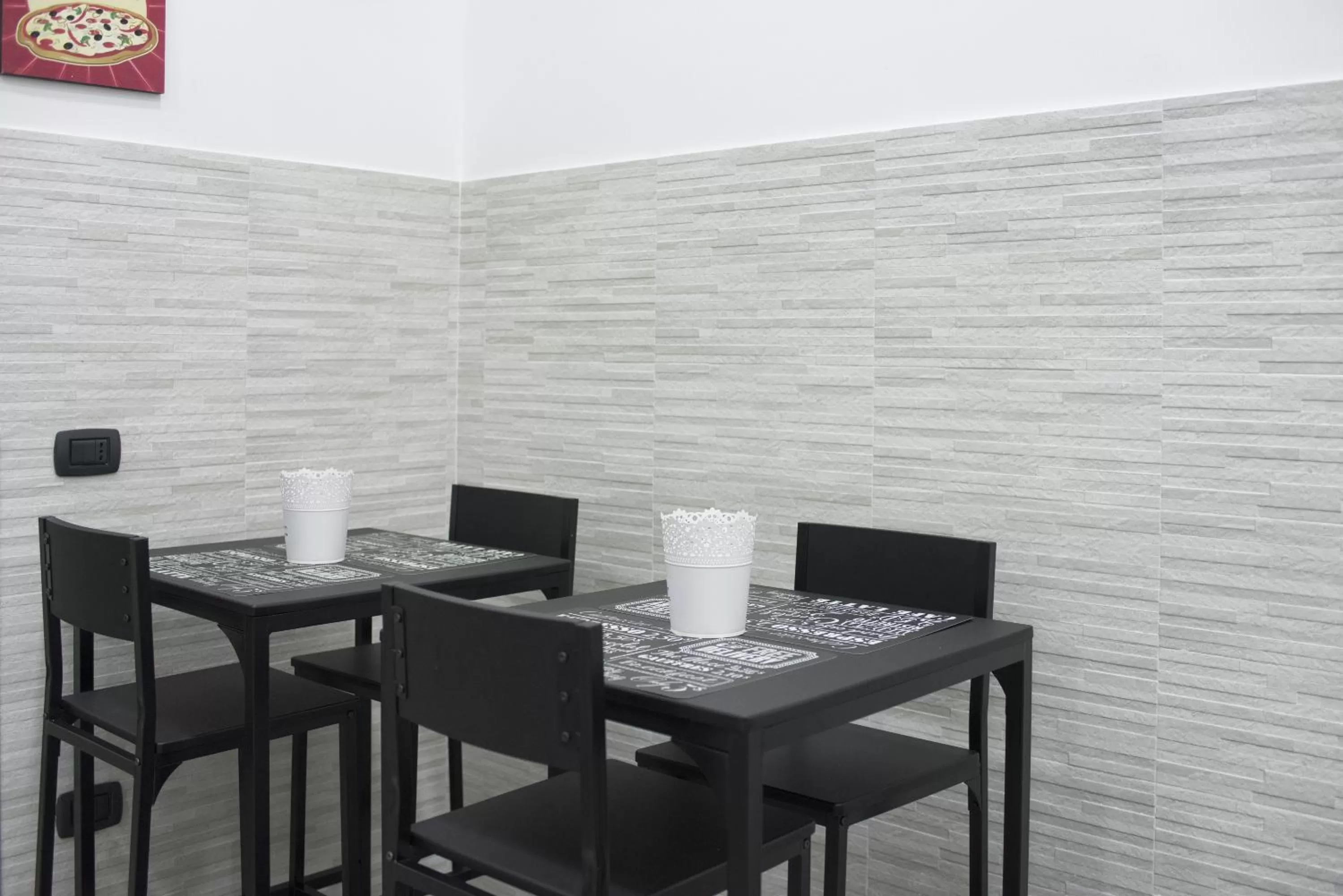 Restaurant/places to eat in La Casa di Luna