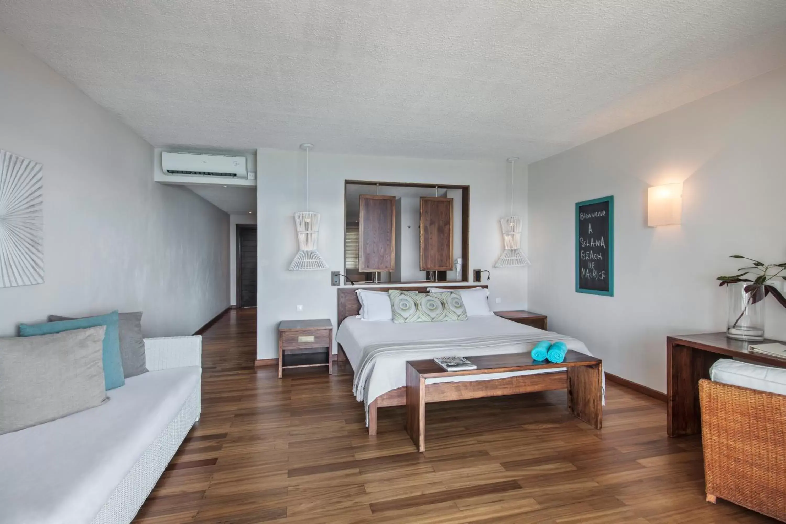 Photo of the whole room, Bed in Solana Beach Mauritius - Adults Only Photo of the whole room, Bed in Solana Beach Mauritius - Adults Only