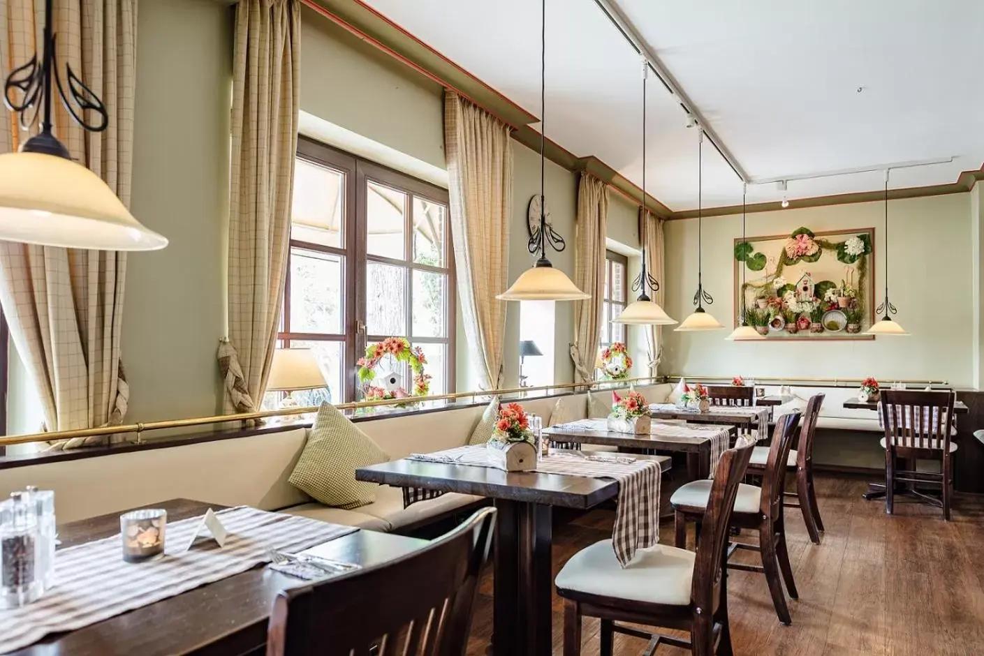 Restaurant/Places to Eat in Hotel Zum Zeppelin Hamburg