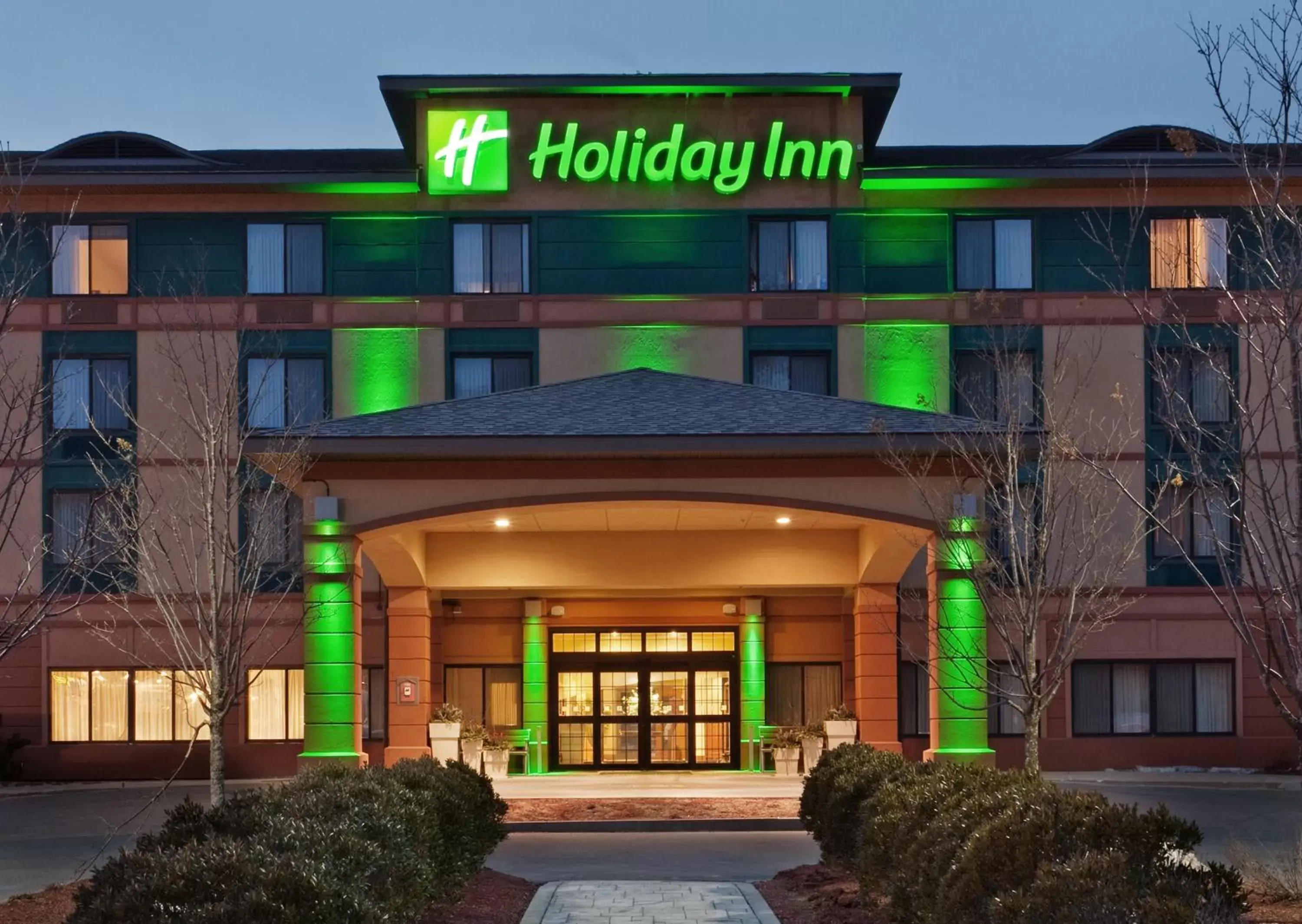 Property building in Holiday Inn Manchester Airport, an IHG Hotel