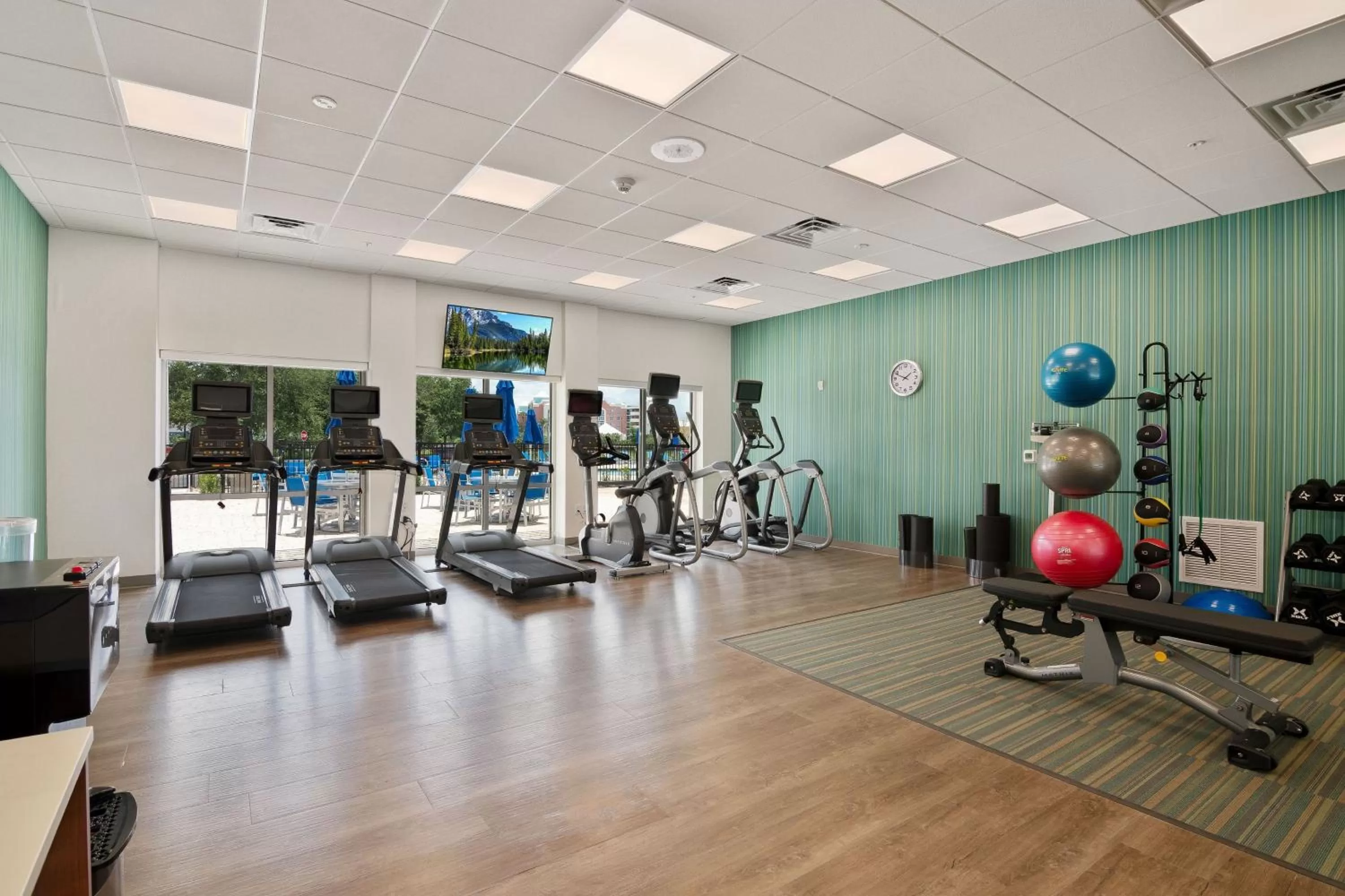Fitness centre/facilities in Holiday Inn Express & Suites Orlando- Lake Buena Vista by IHG