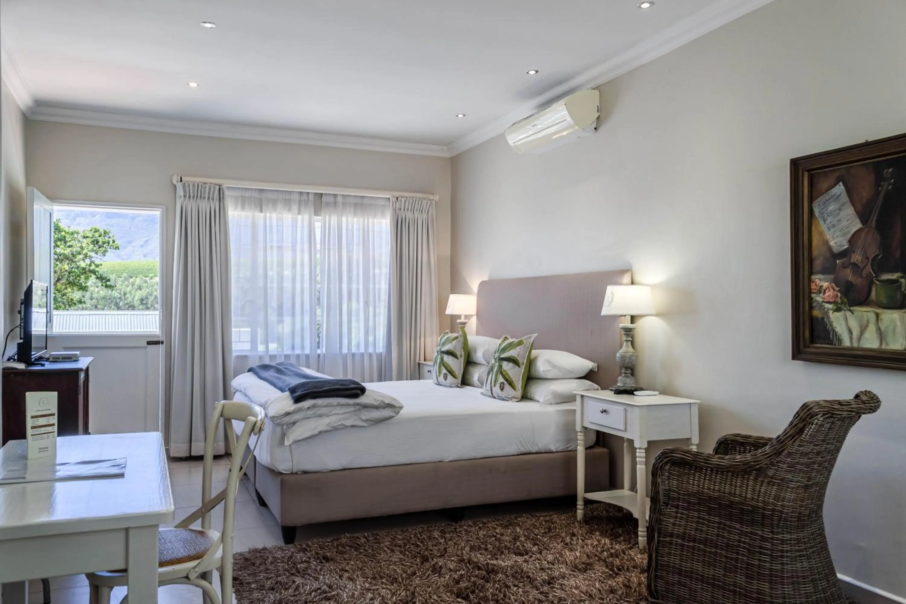 Bedroom, Bed in Webersburg