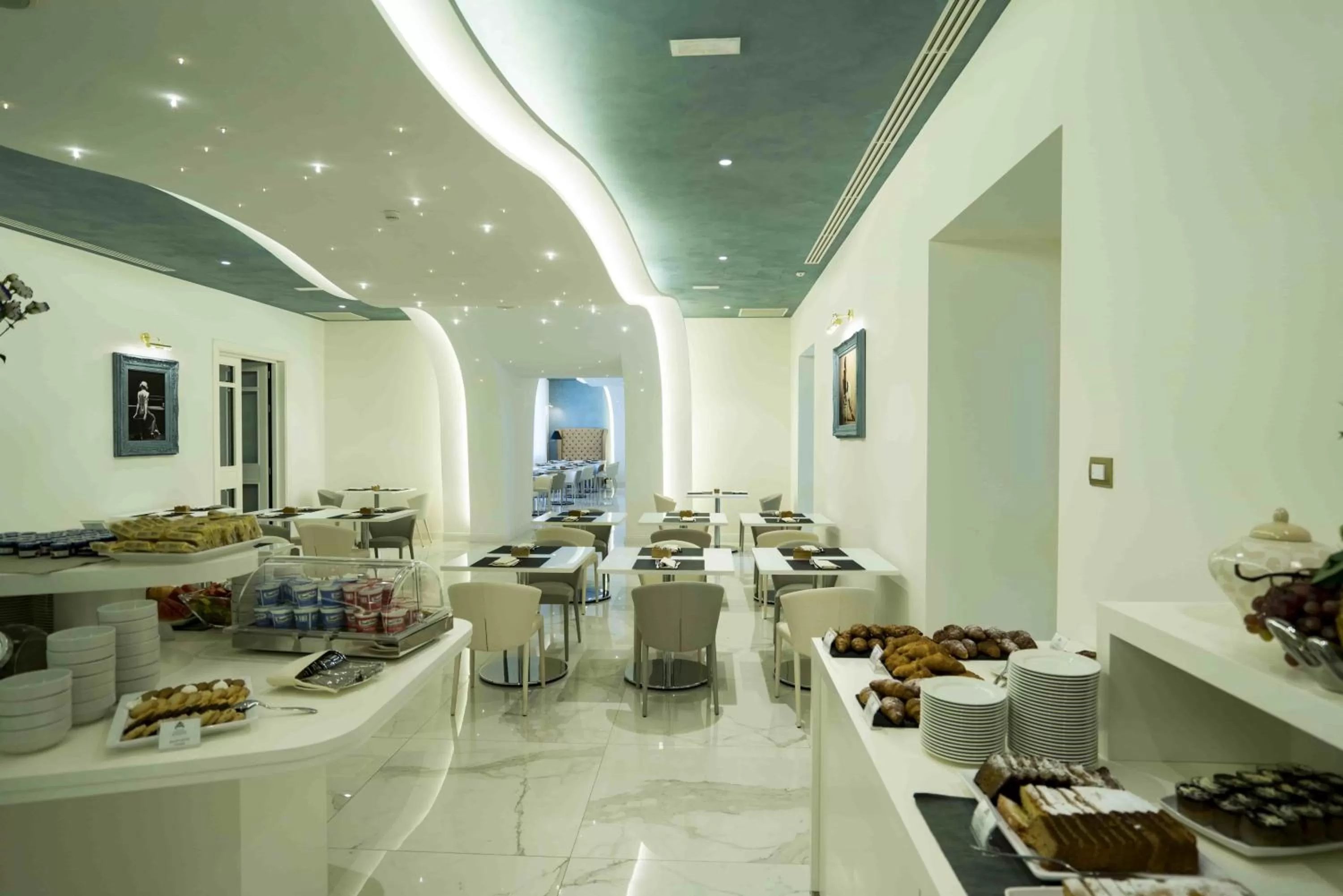 Buffet breakfast in Grand Hotel Salsomaggiore