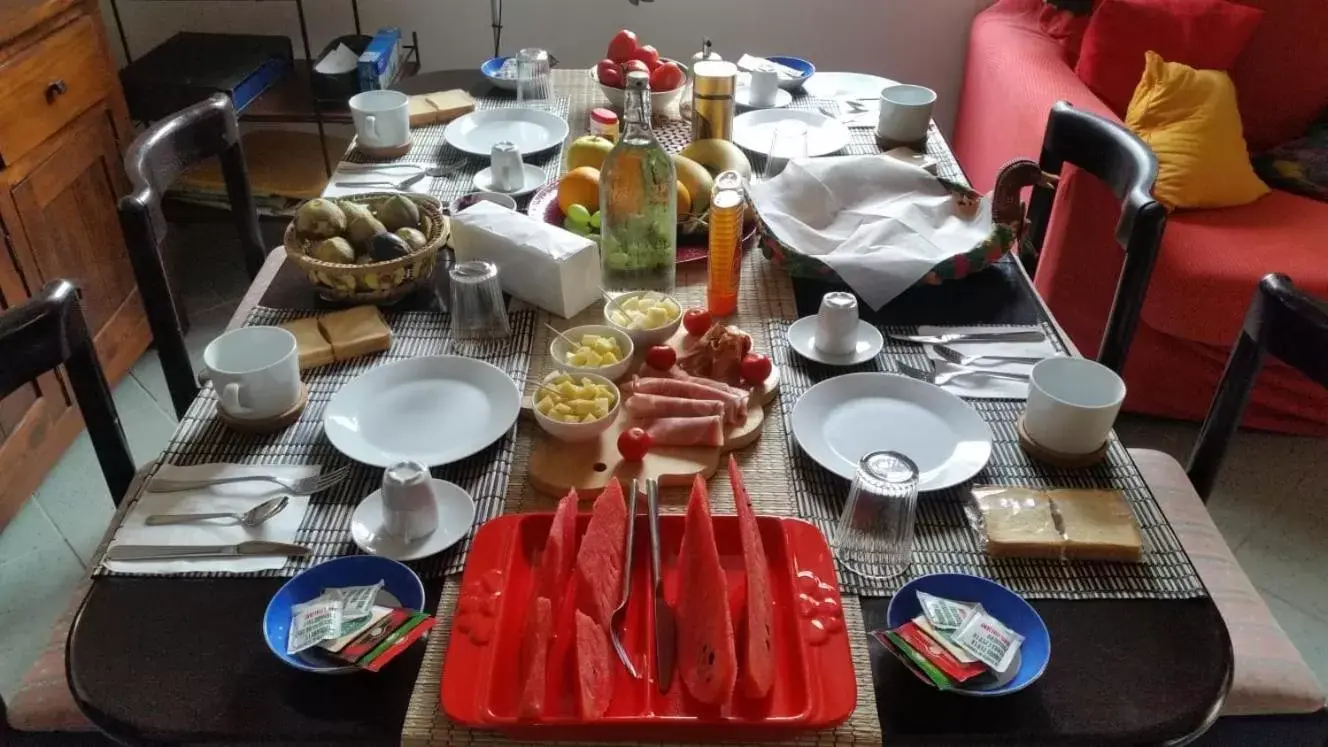 Breakfast in Alghero in bicicletta