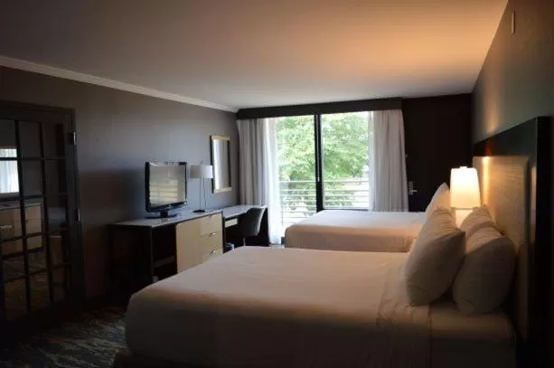 Bed in Wyndham Lancaster Resort and Convention Center