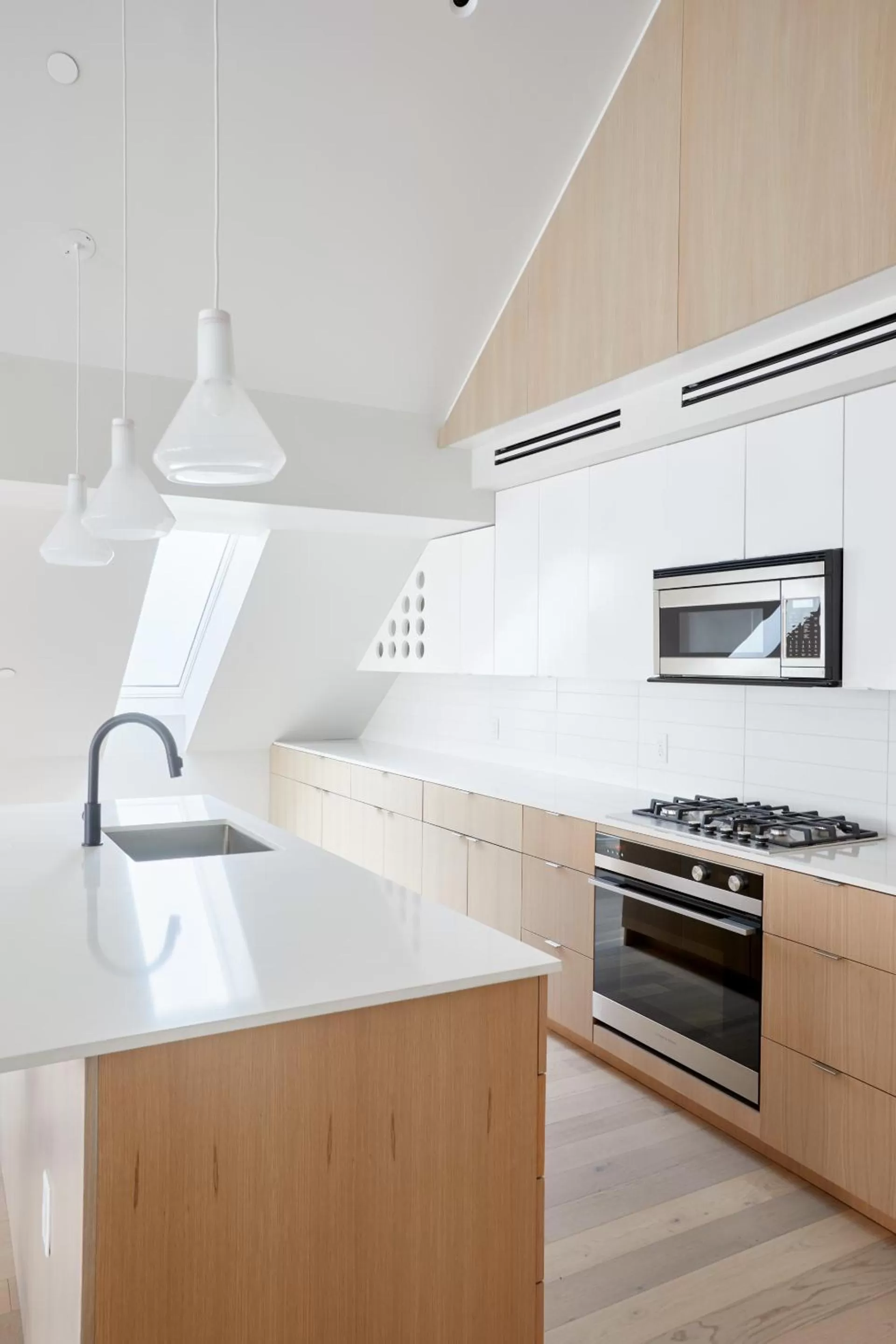 Two-Bedroom Apartment in Sonder by Marriott Bonvoy Gravier Place Apartments Medical