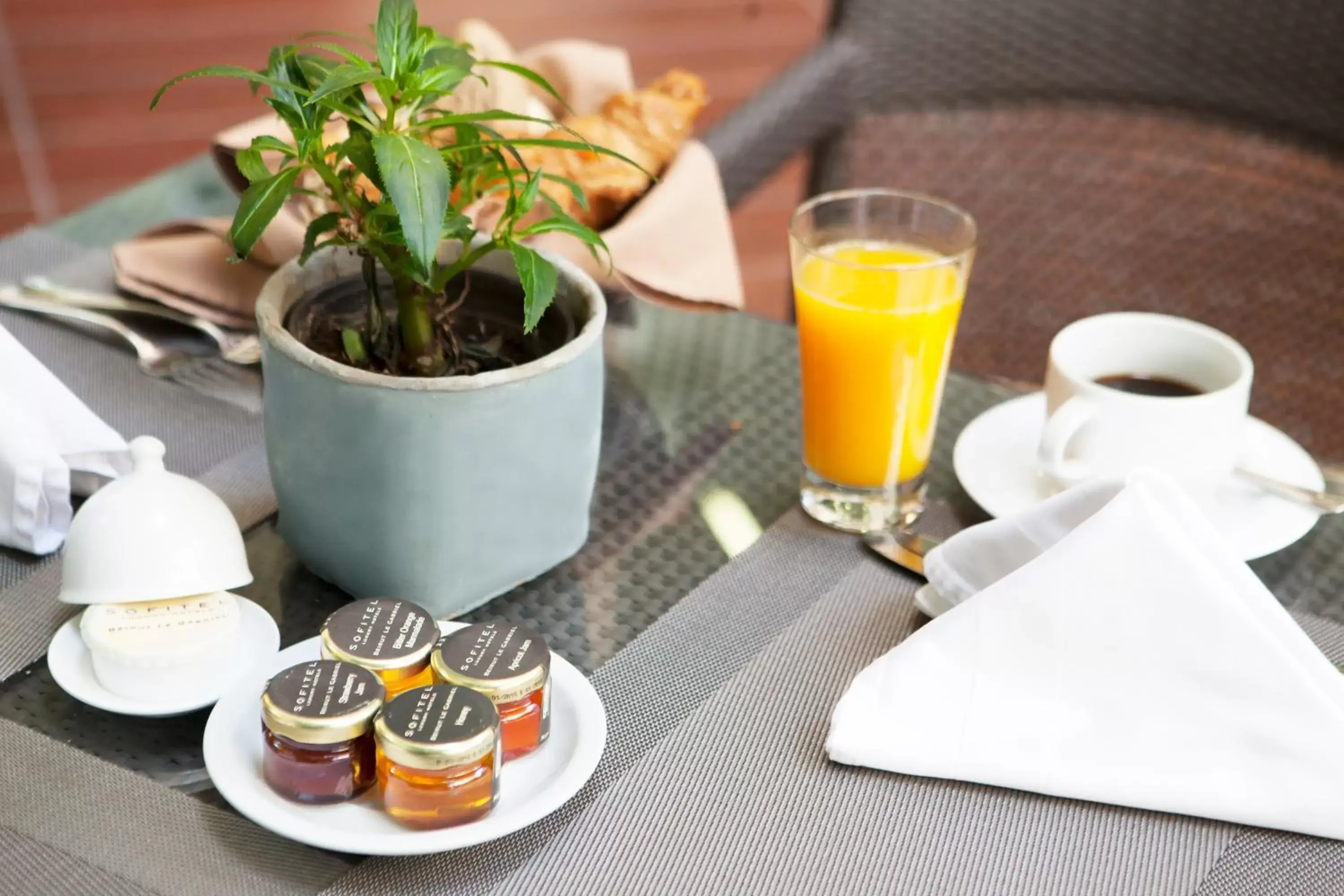 Food close-up, Coffee/Tea Facilities in Sofitel Beirut Le Gabriel