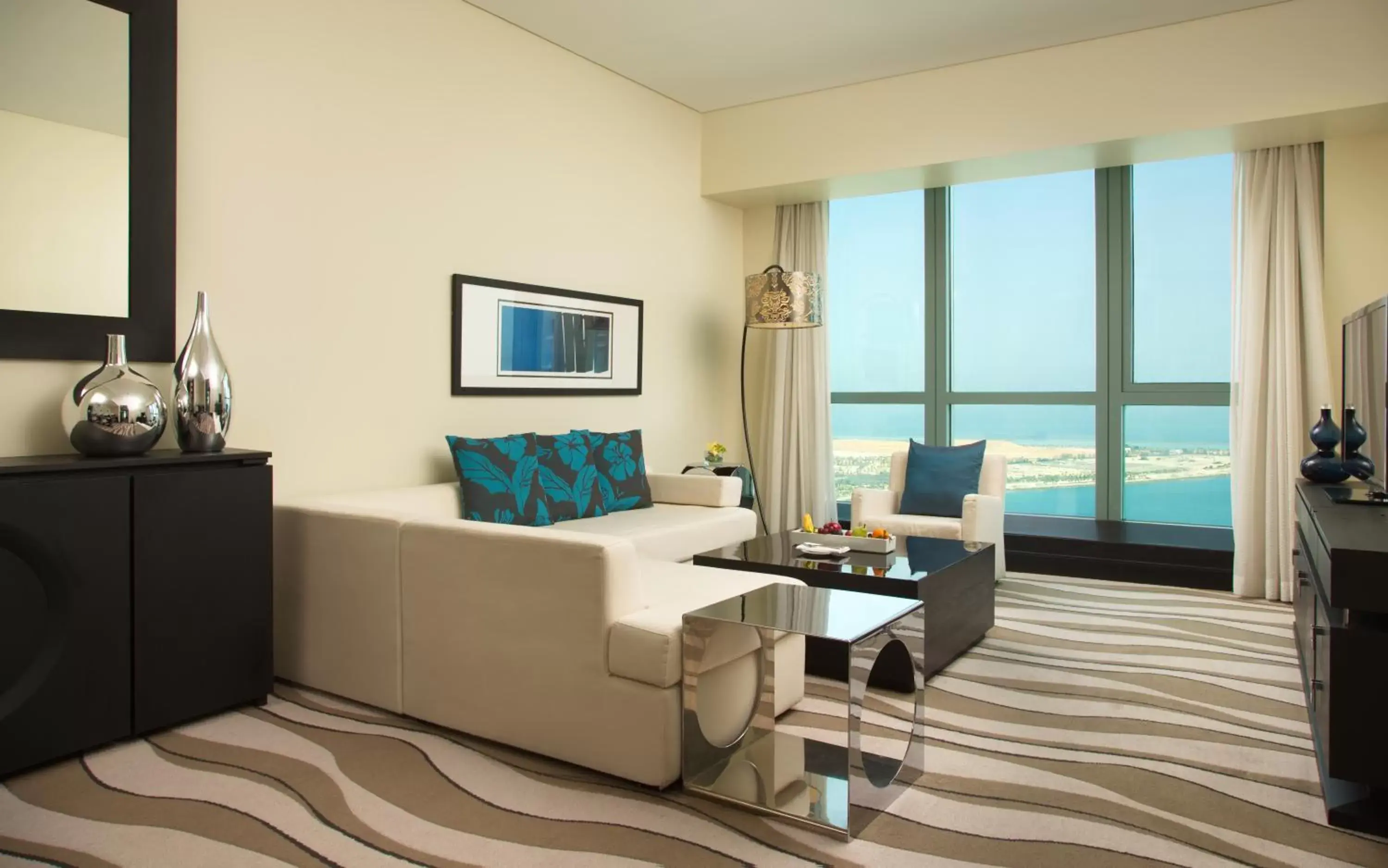 Living room, Seating Area in Sofitel Abu Dhabi Corniche