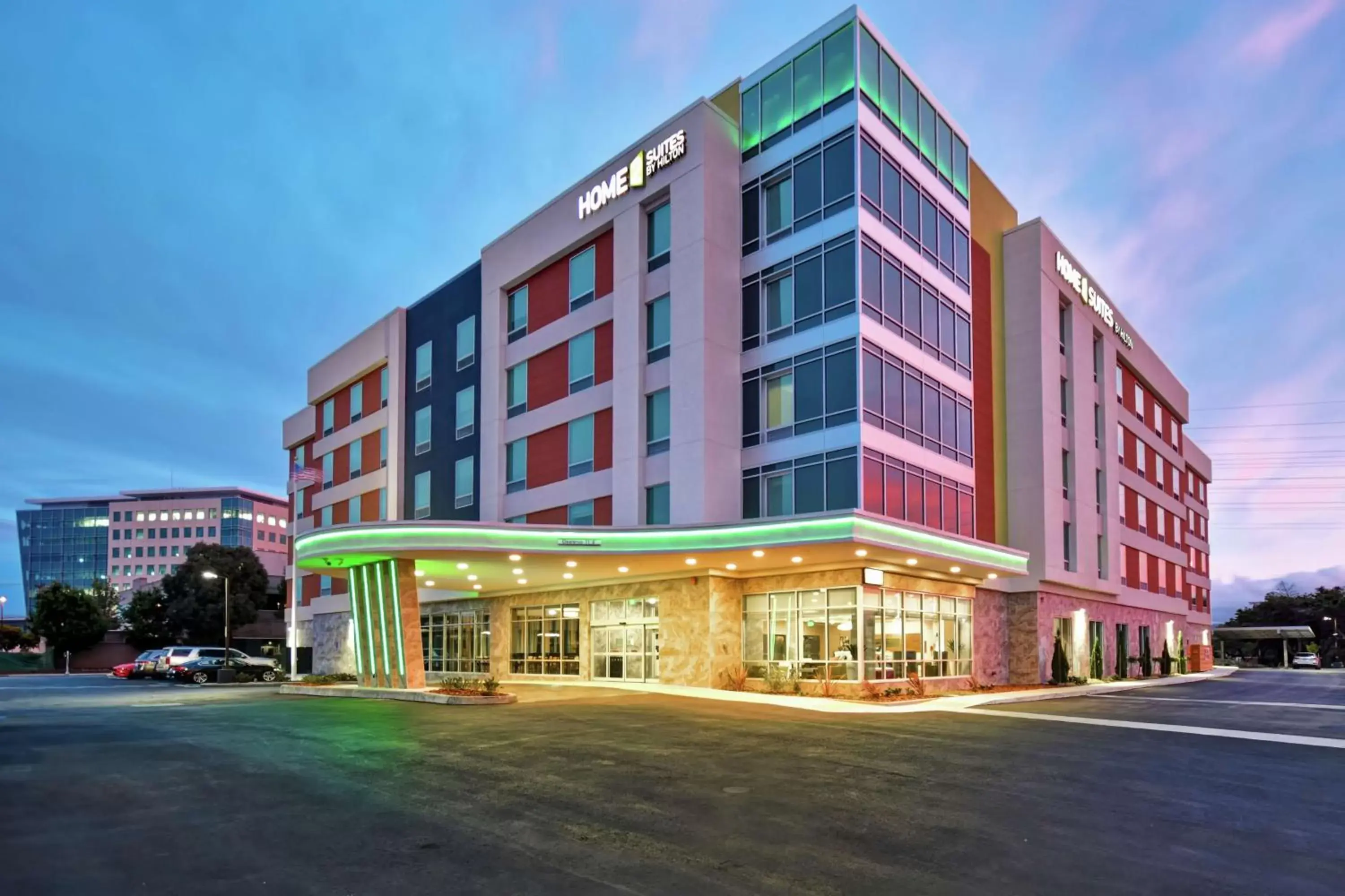 Property Building in Home2 Suites By Hilton San Francisco Airport North