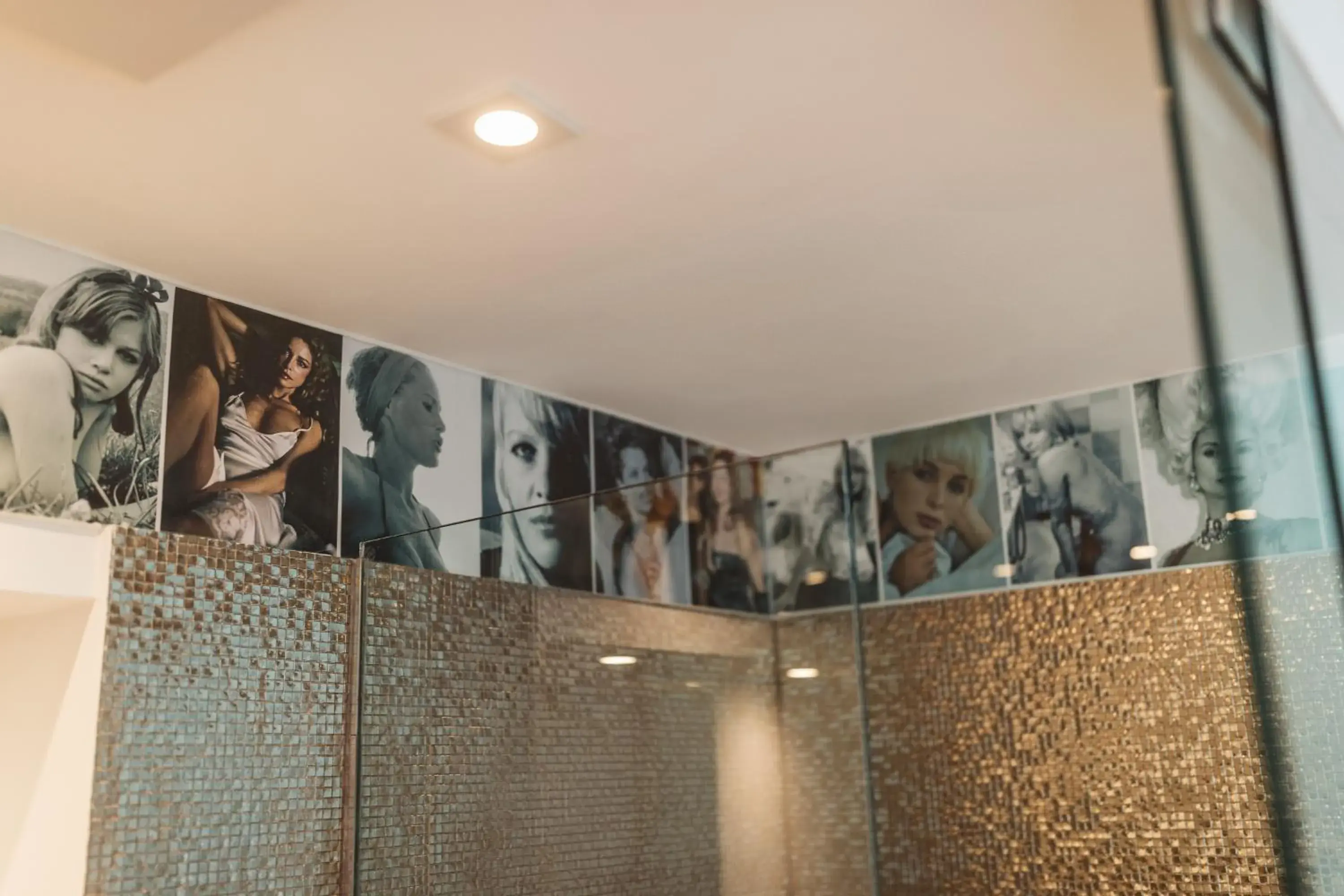 Bathroom in 18Arts Hotel