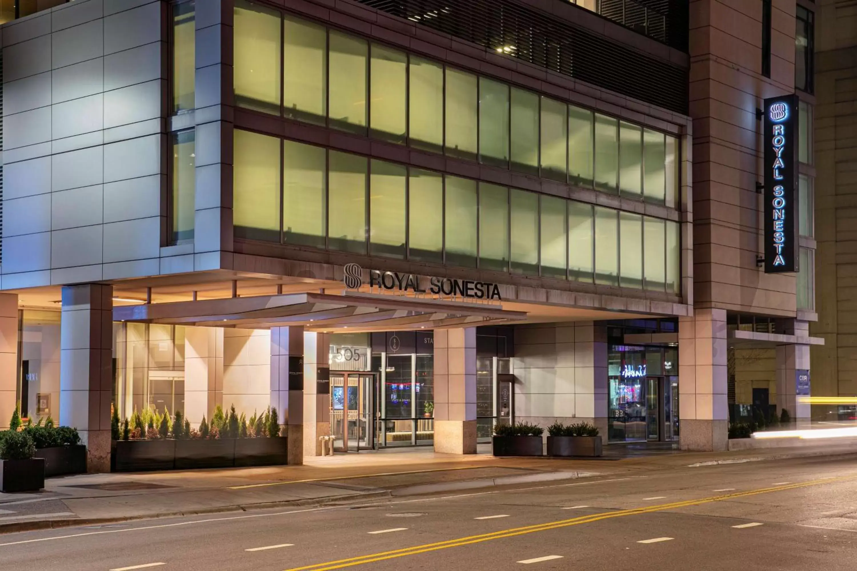 Property building in The Royal Sonesta Chicago River North