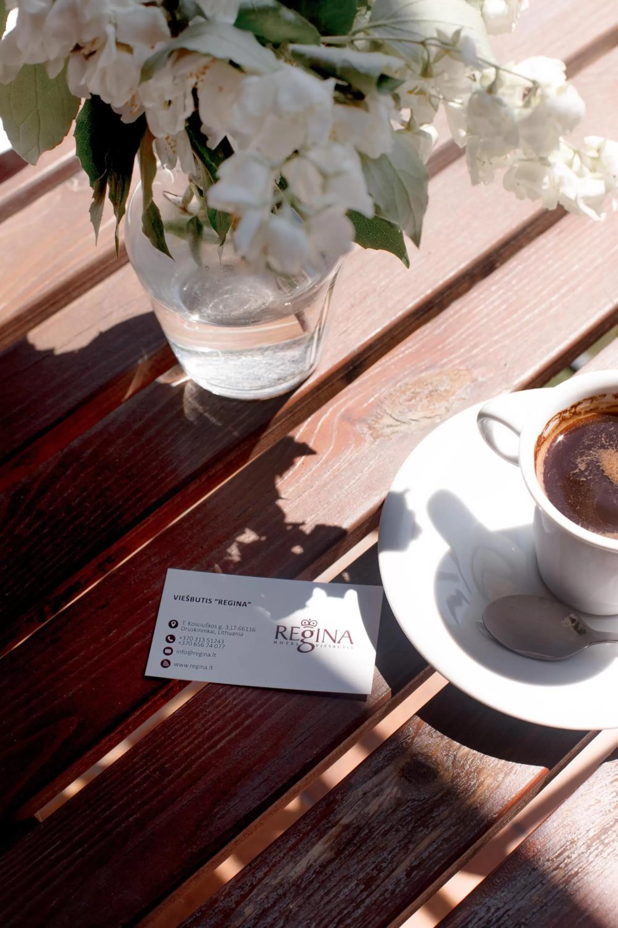 Coffee/tea facilities in Regina