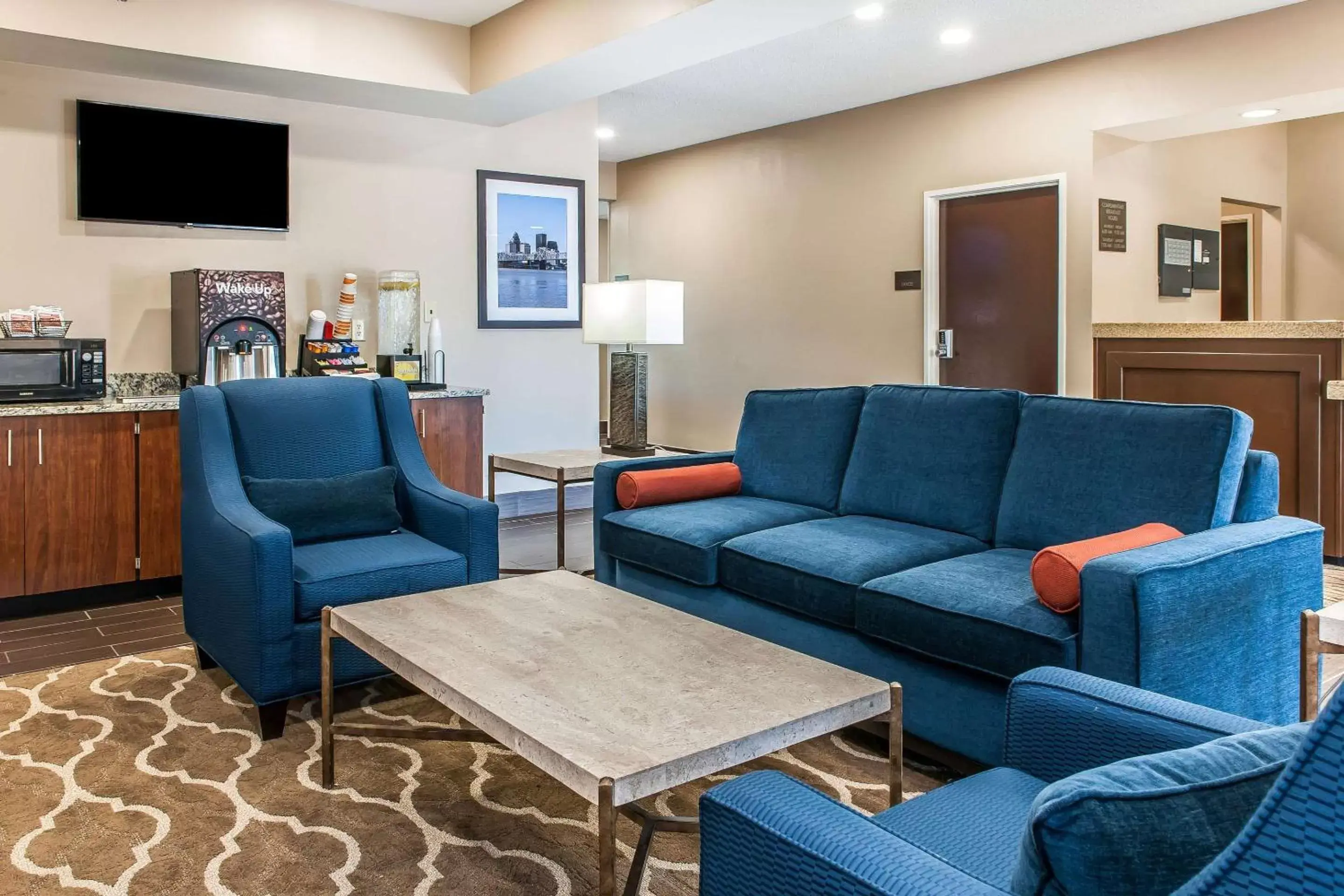 Lobby or reception in Comfort Inn & Suites Mount Sterling Lobby or reception in Comfort Inn & Suites Mount Sterling