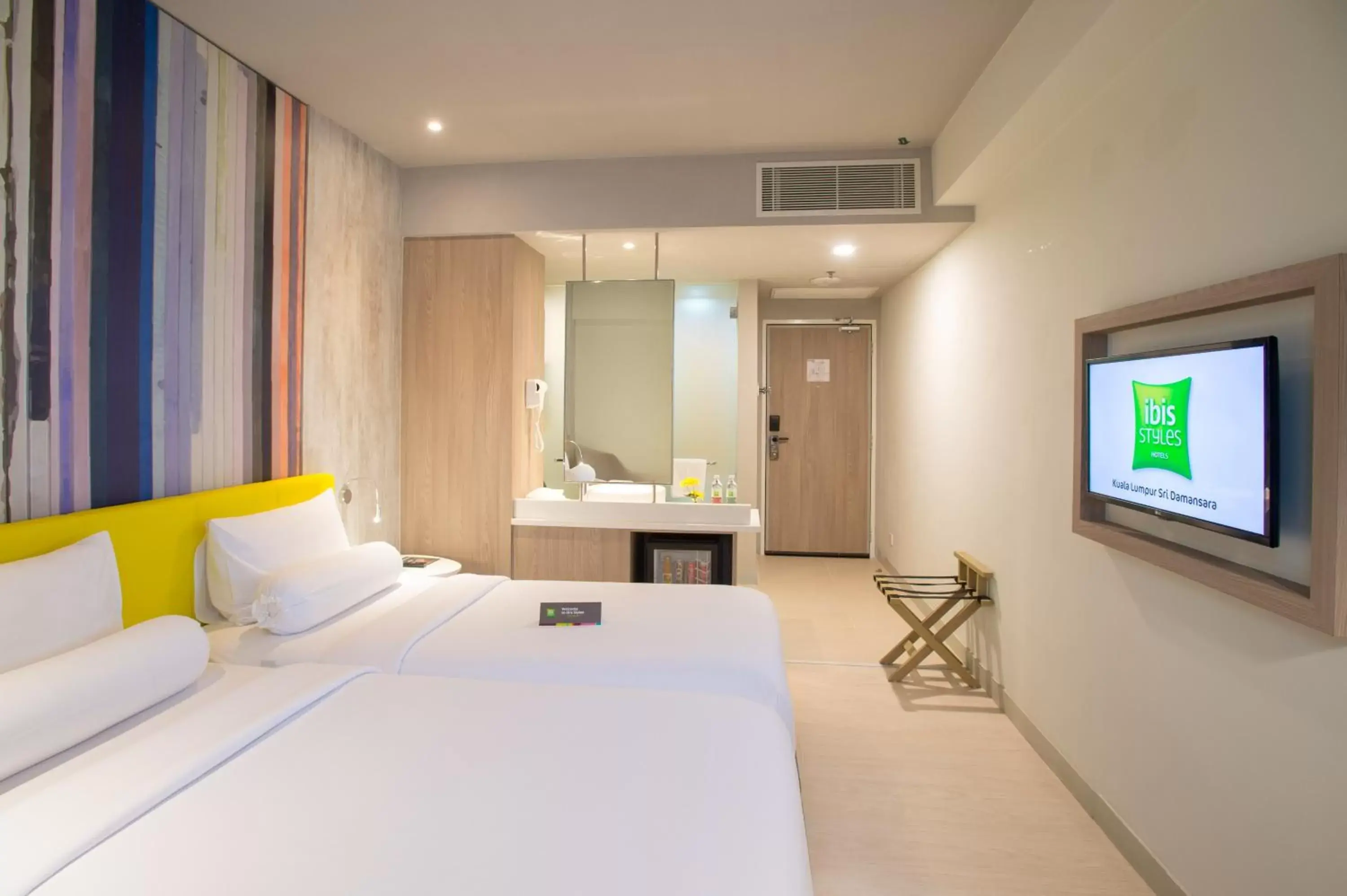Bedroom, Bed in ibis Styles Kuala Lumpur Sri Damansara