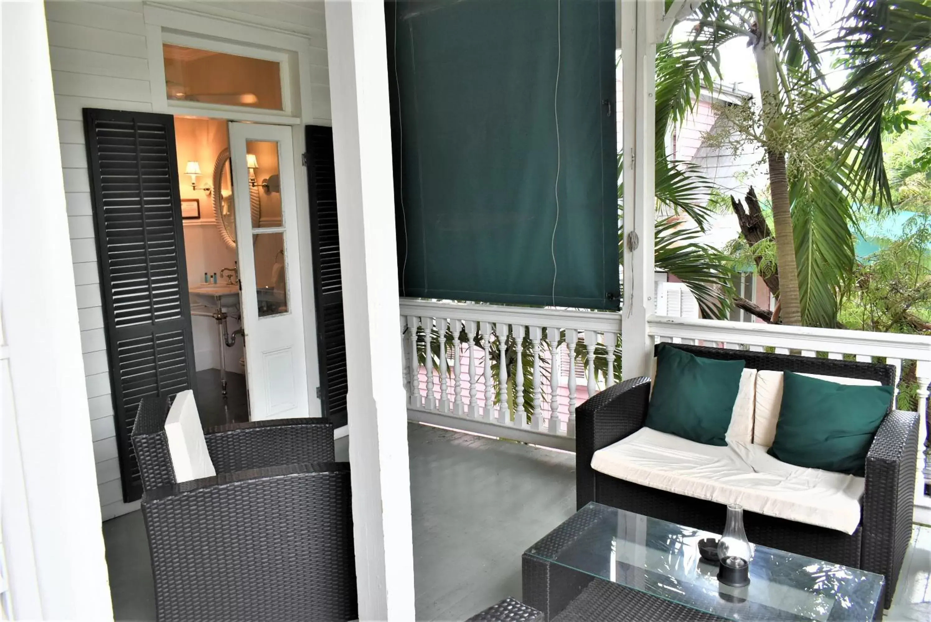 Balcony/Terrace in Simonton Court Historic Inn & Cottages